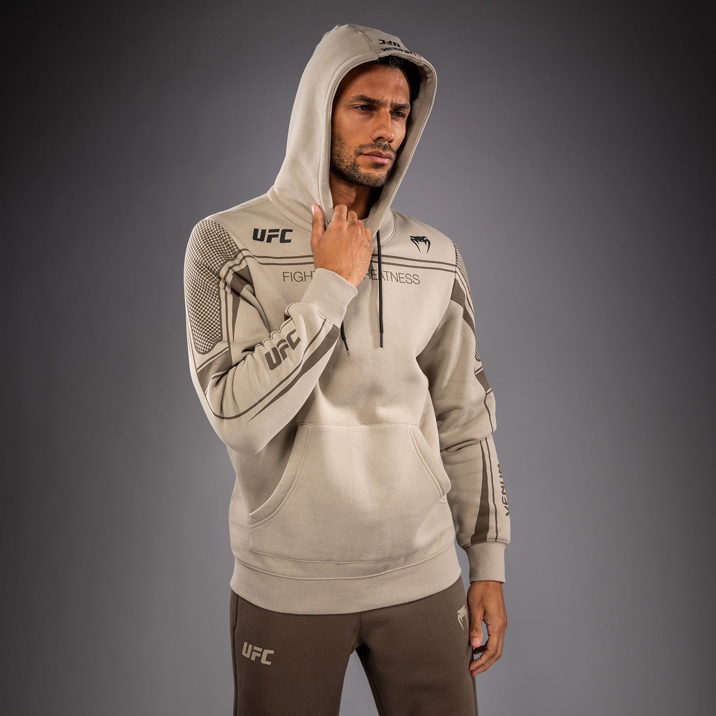 Venum UFC Unity by Venum Authentic Fight Week 男子套头连帽衫 - 沙色