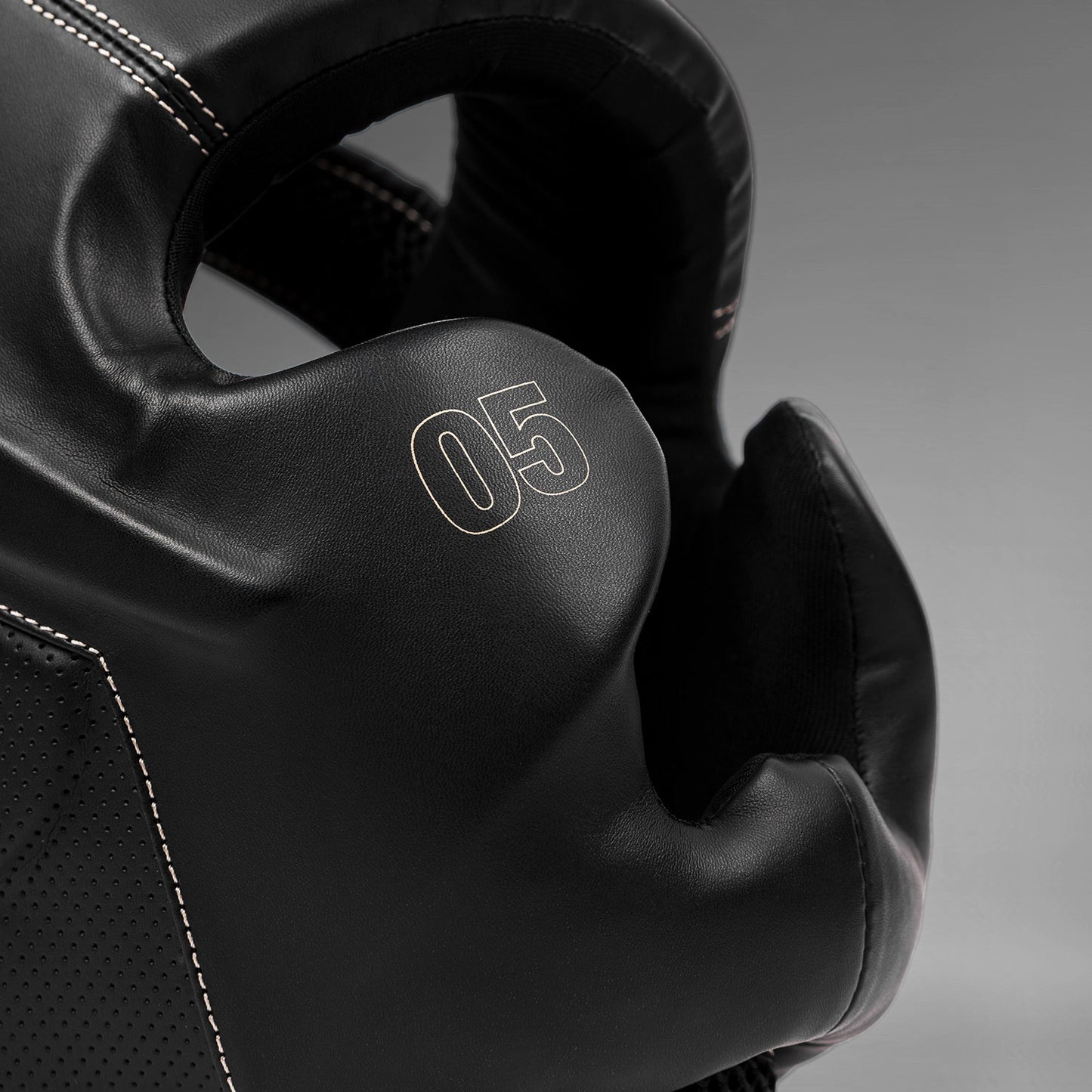 Venum Impact Evo 头盔 – 黑色