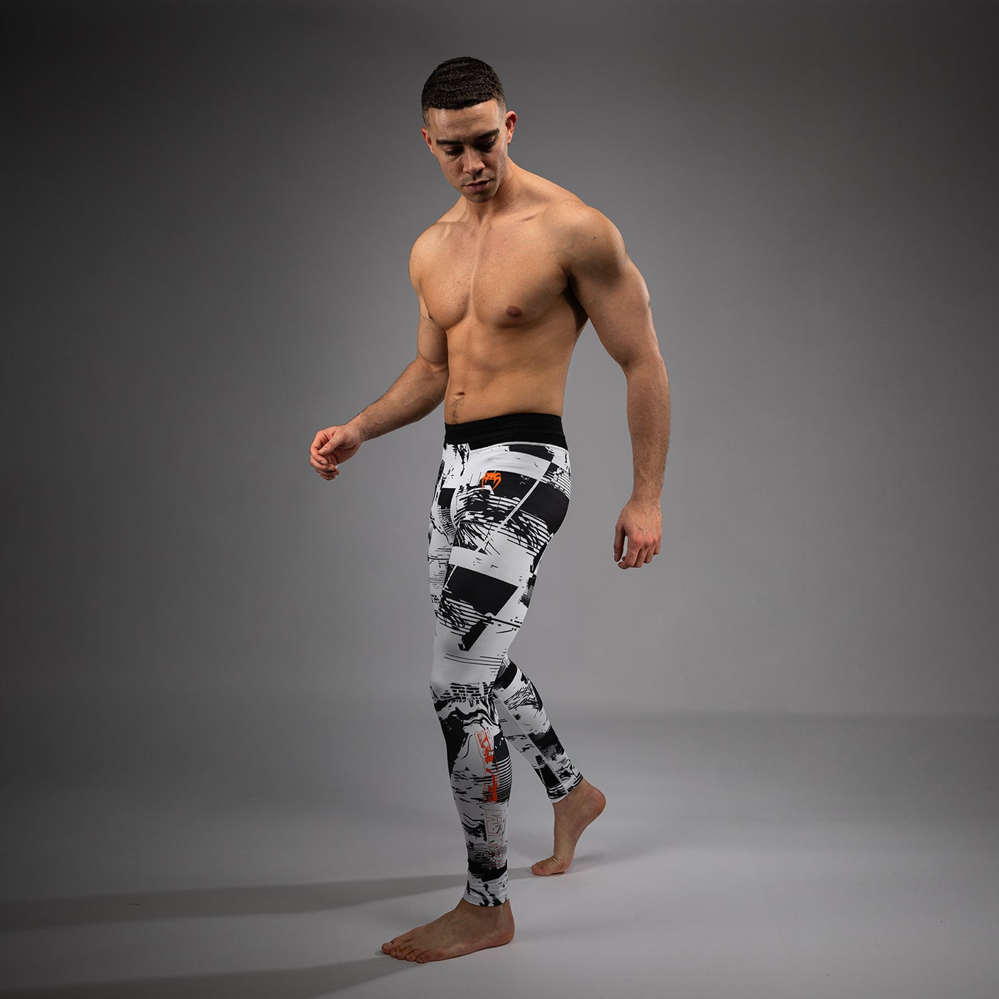 男士UFC Zenith by Venum 白色正品比赛周性能紧身衣