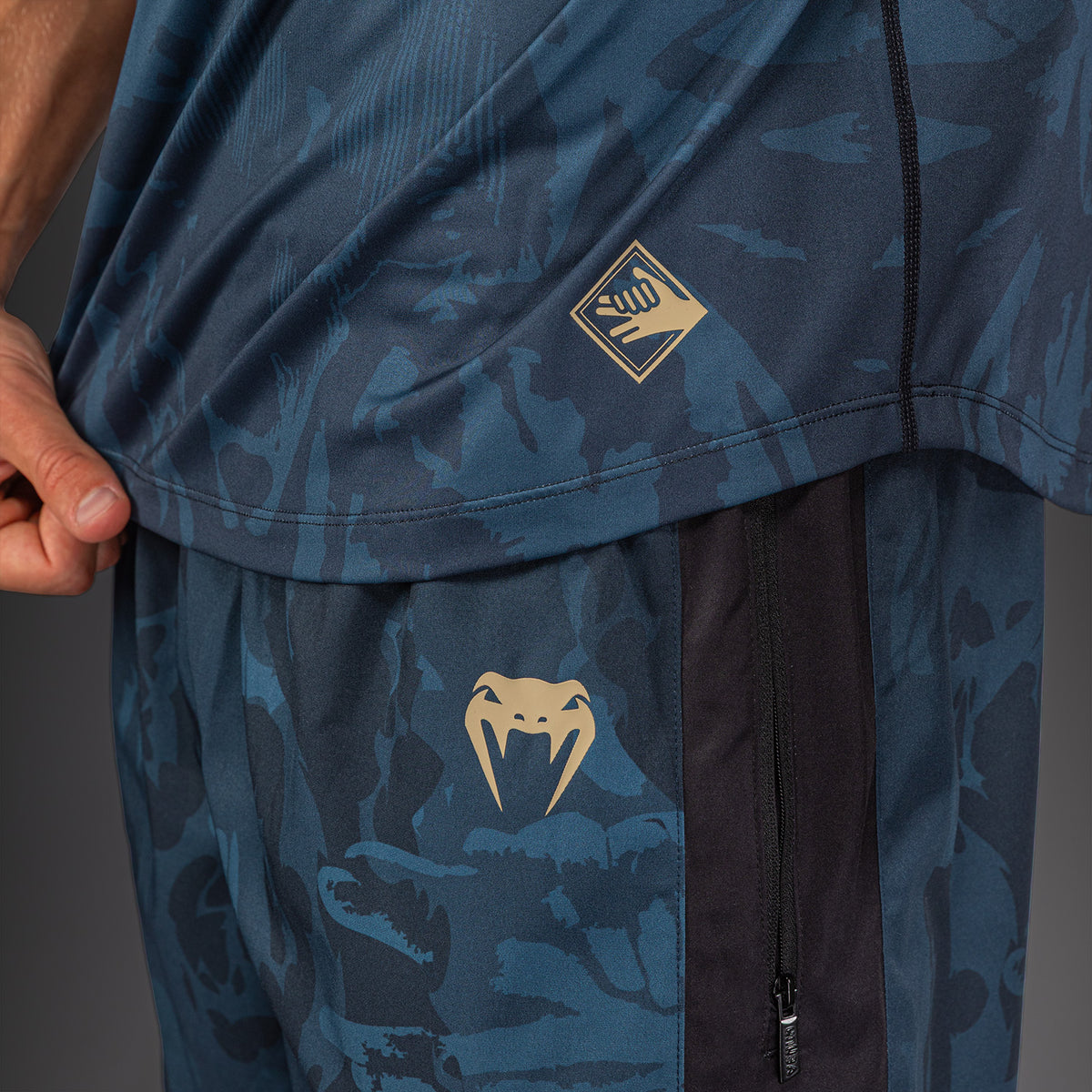Jujutsu Kaisen x Venum Fushiguro Dry-Tech T恤 – 海洋蓝