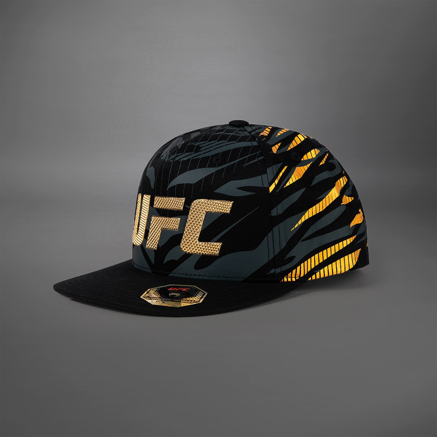 UFC Fusion by Venum Authentic Fight Night 运动棒球帽 – 冠军