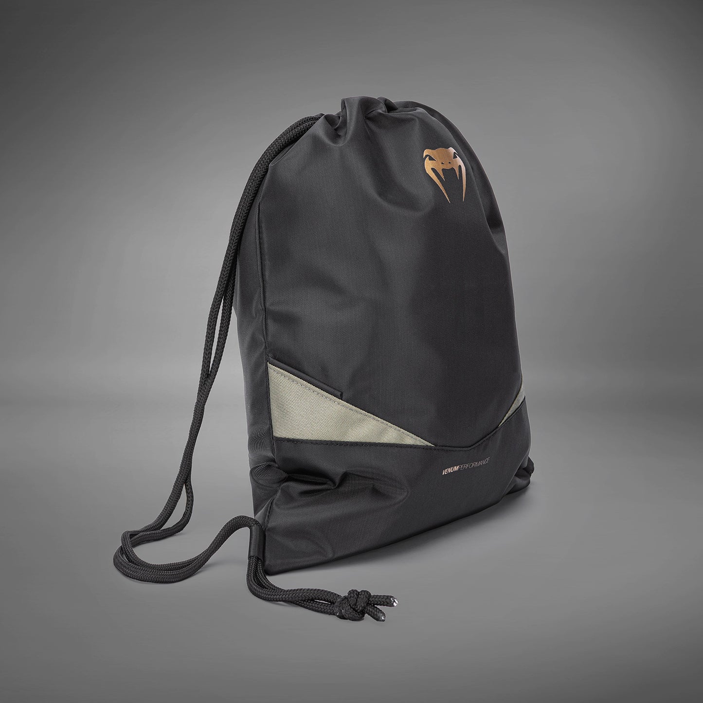 Venum Evo 2 束口包 (15-20L) – 黑色/卡其色