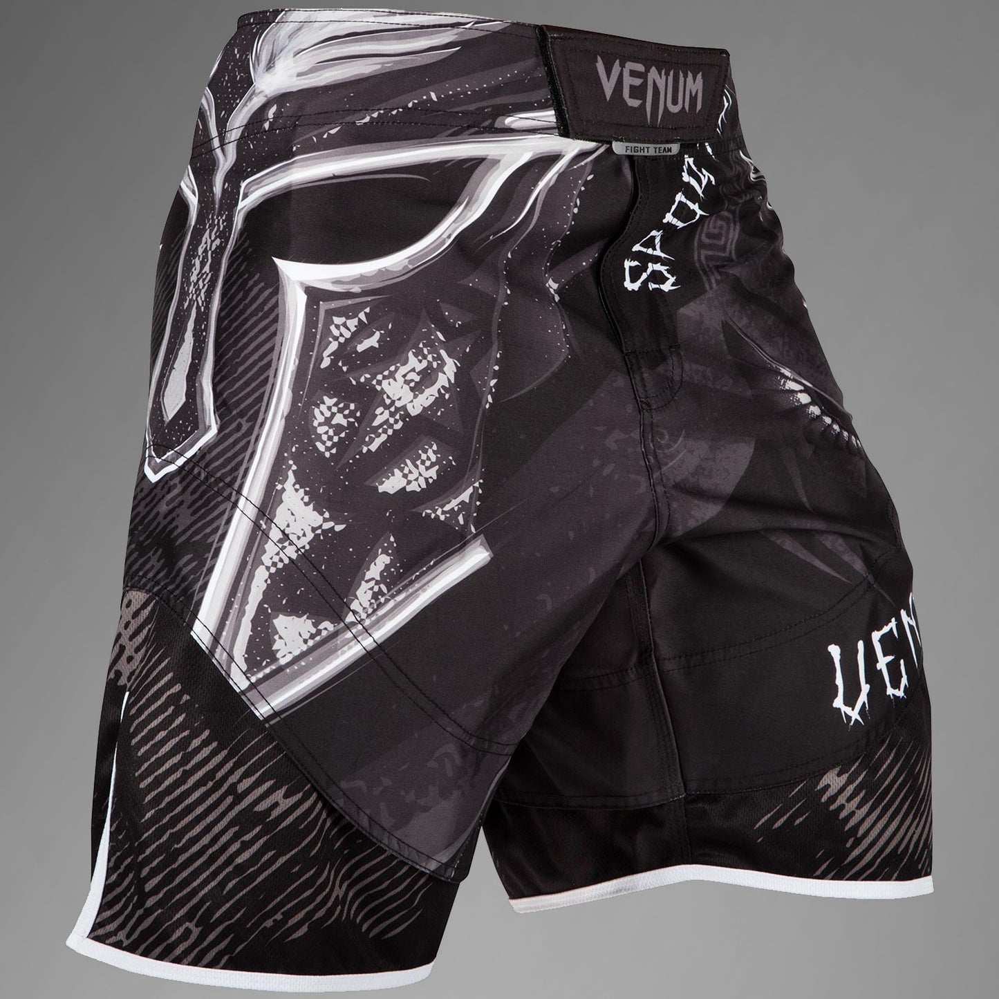 Venum Gladiator 3.0 格斗短裤 – 黑色/白色