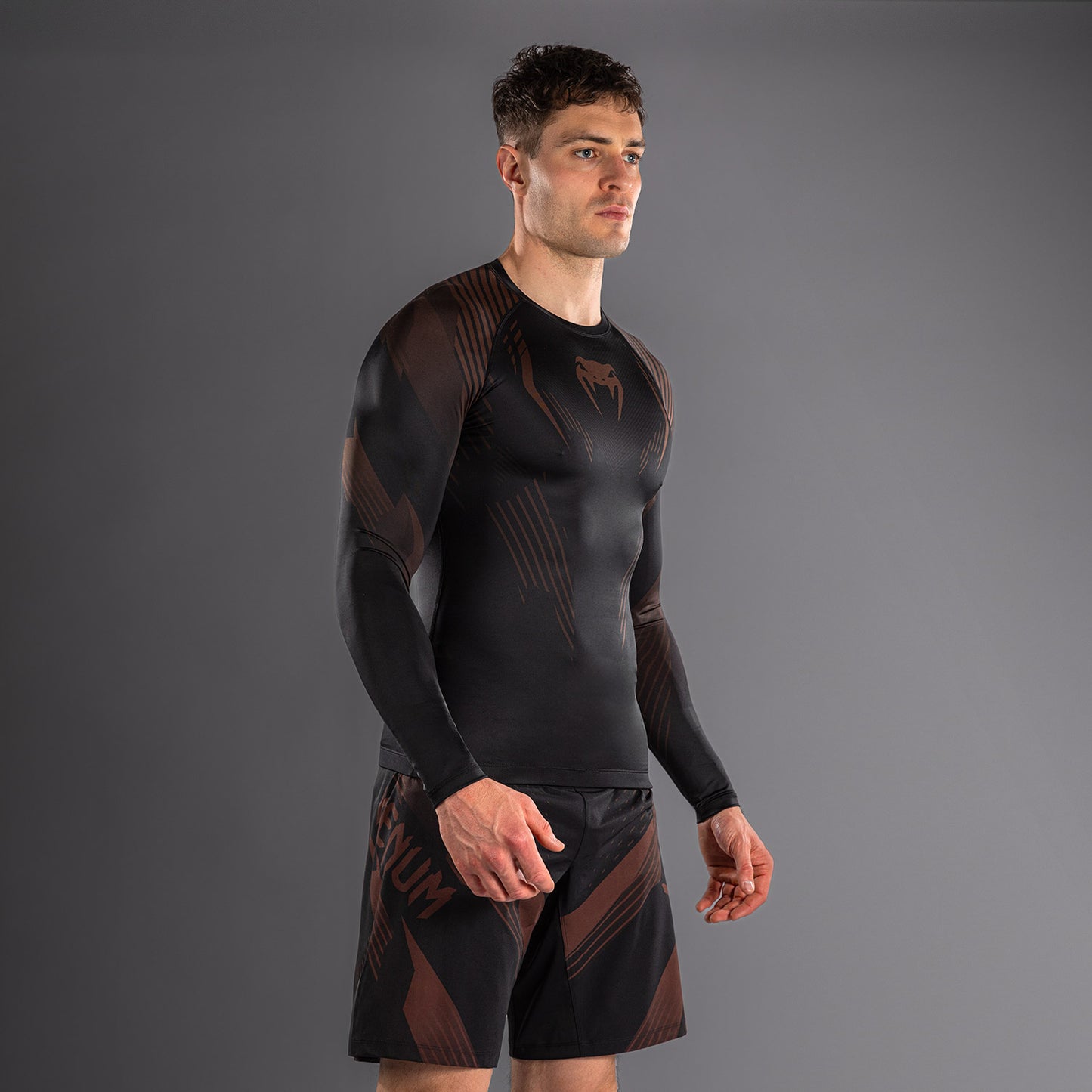 NO-GI 6.0 长袖紧身防磨衣 – 黑色/棕色