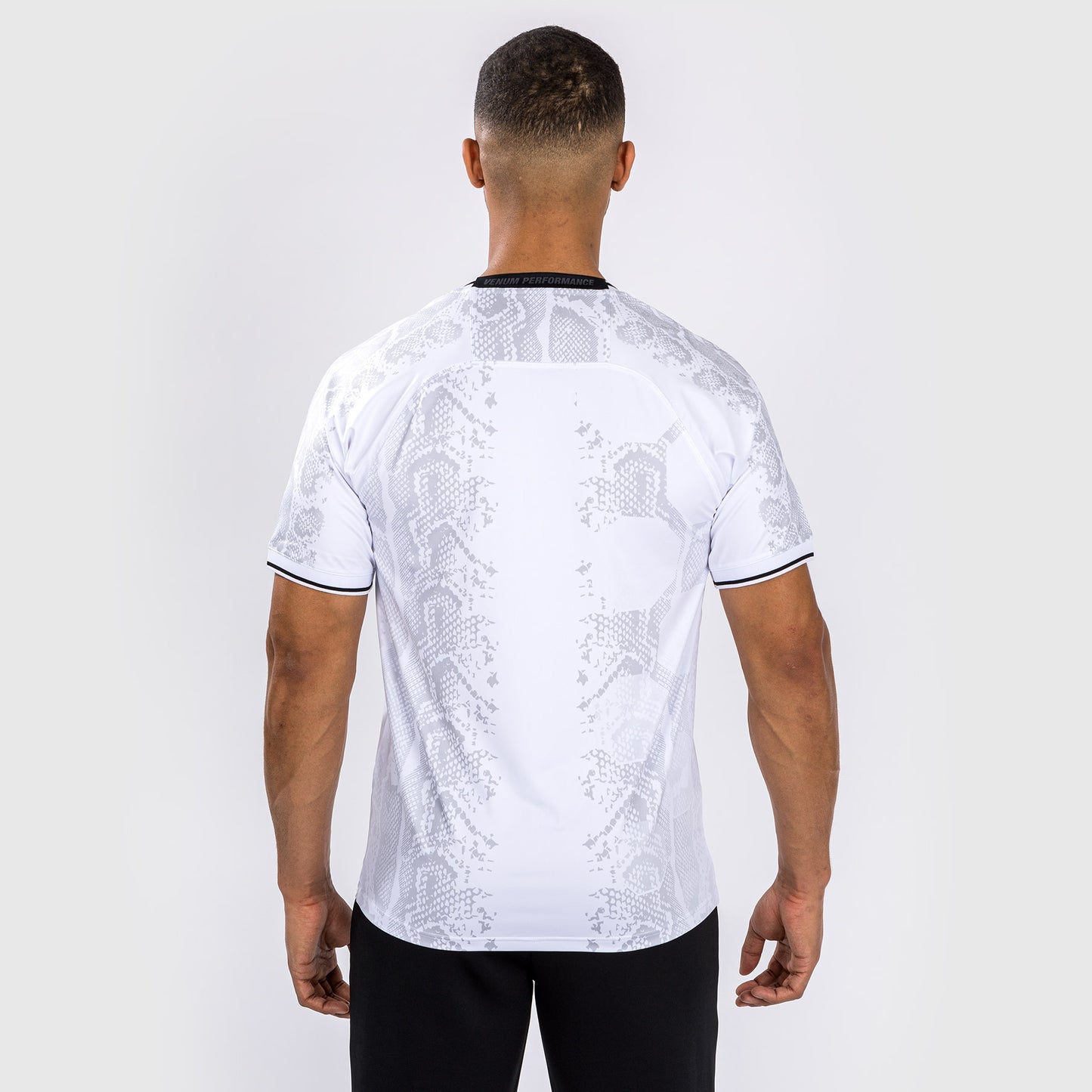 UFC Adrenaline by Venum Authentic Fight Night 男士Walkout球衣 – 白色
