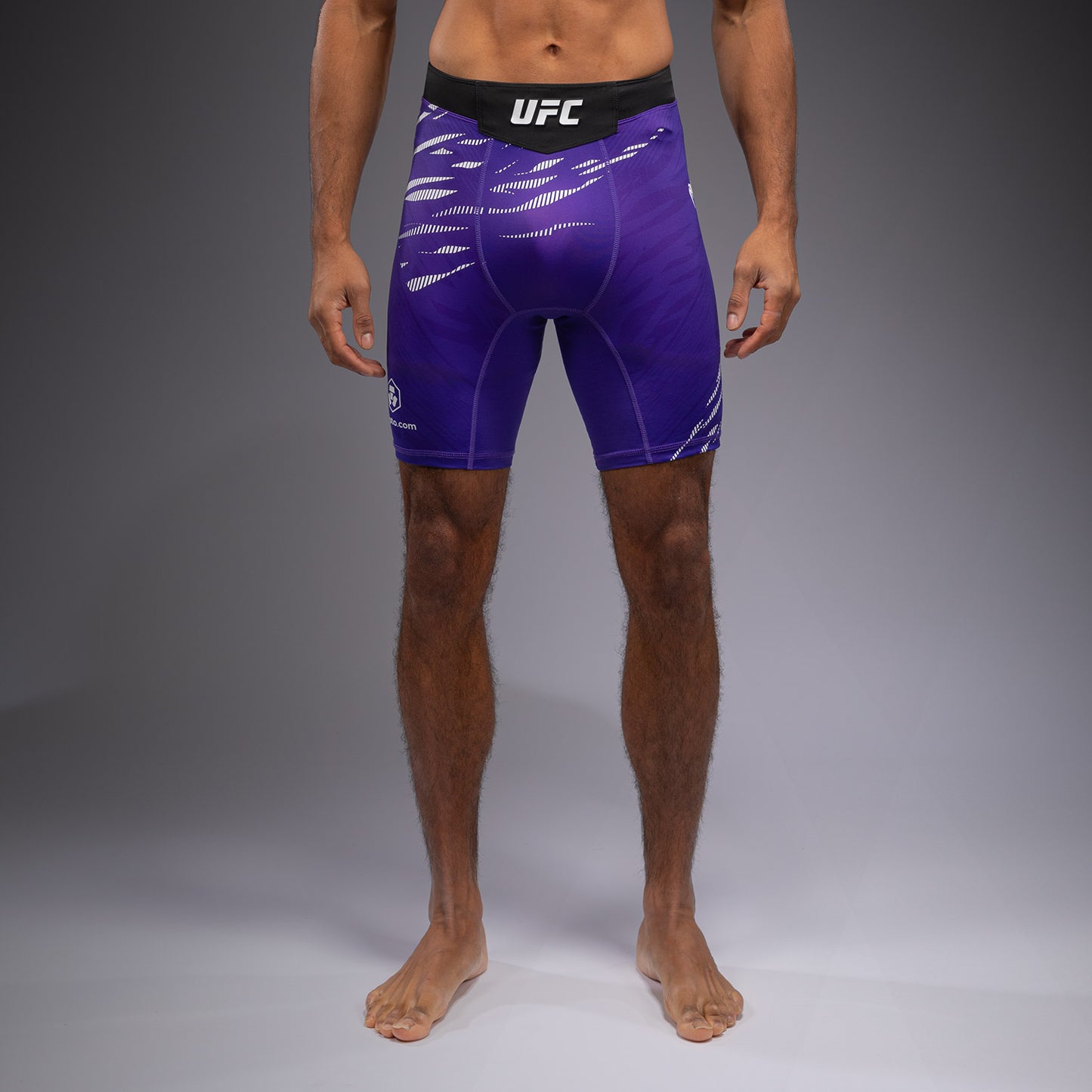 UFC Fusion by Venum Authentic Fight Night 男士综合格斗短裤 – 紫色