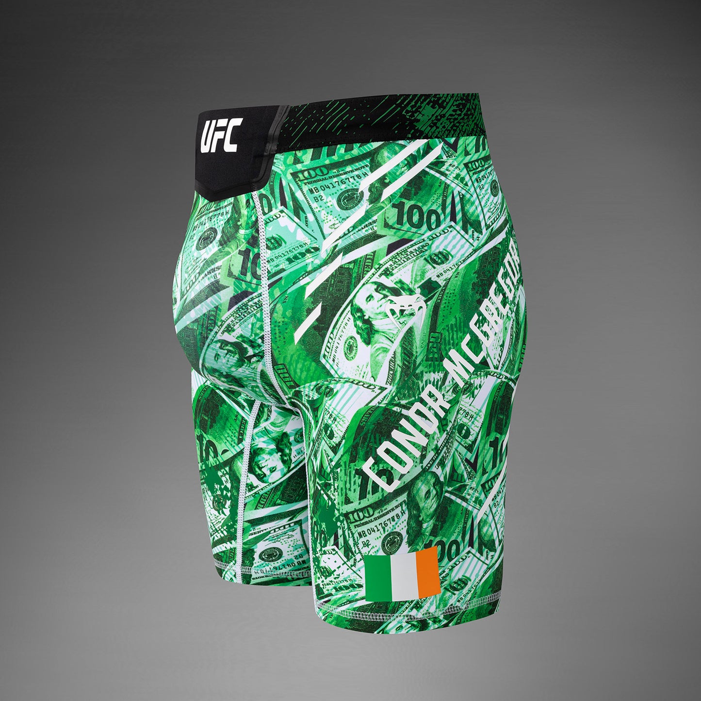 UFC Unrivaled by Venum Conor McGregor 男款 Vale Tudo 短裤 – 绿色
