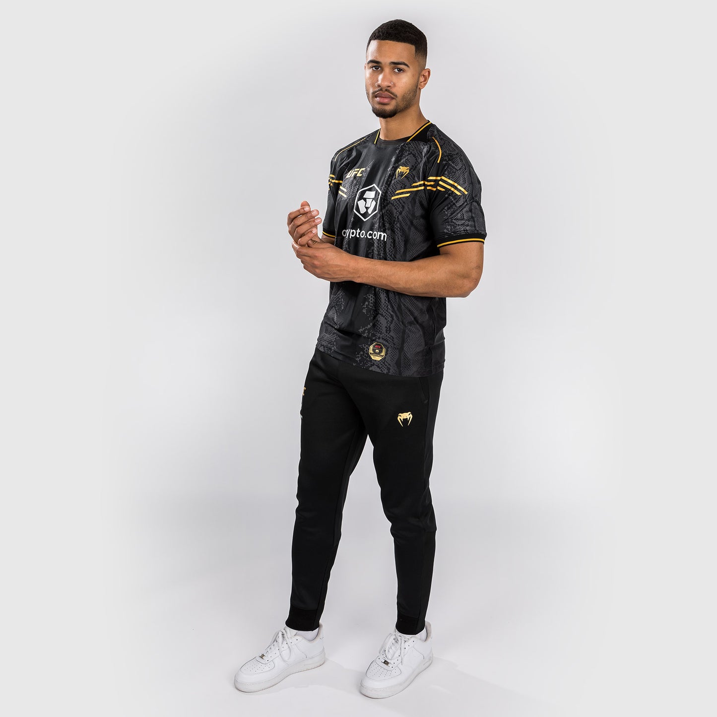 UFC Adrenaline by Venum Authentic Fight Night 男士走场战袍 – Champion