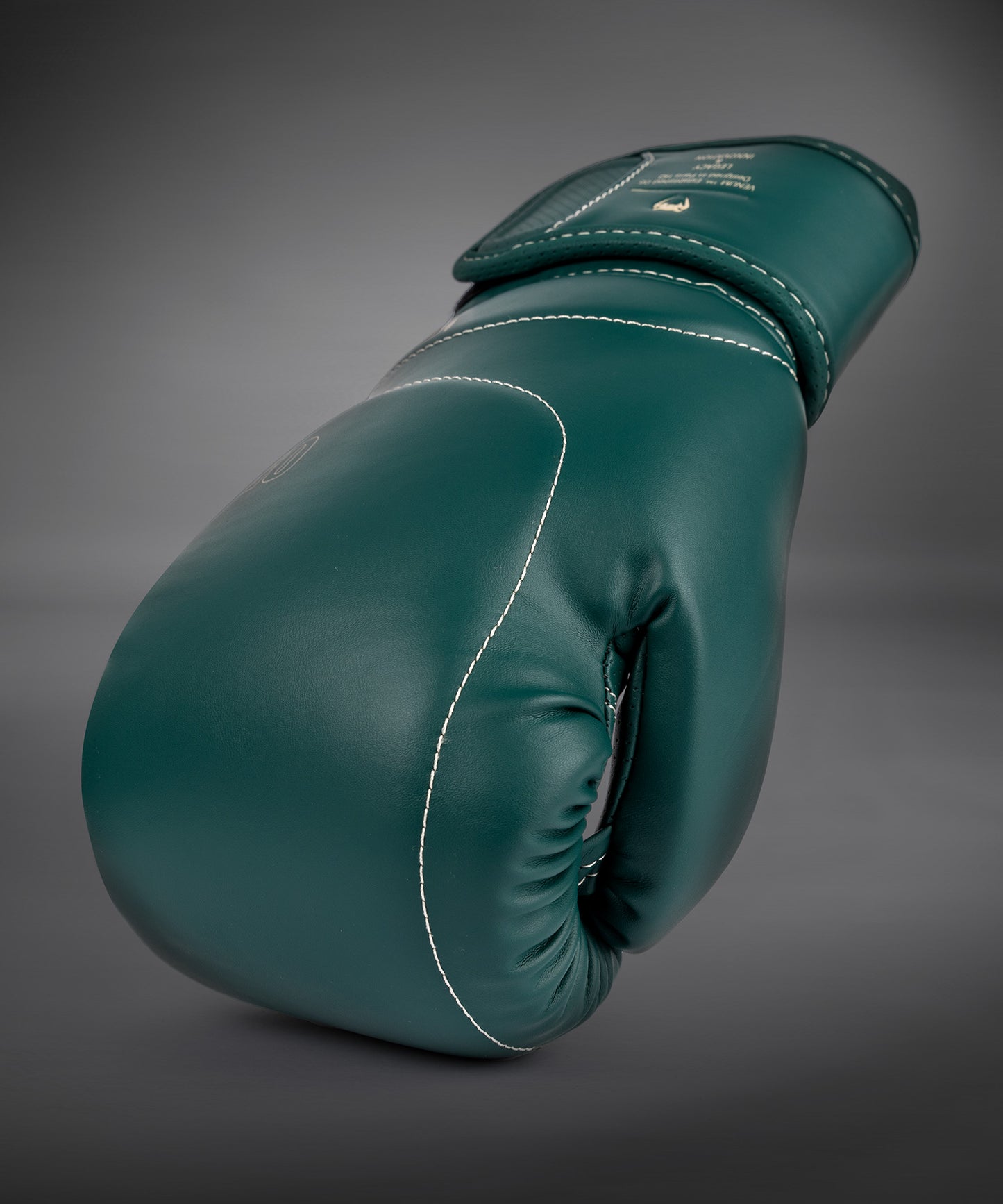 Venum Impact Evo 拳击手套 – 绿宝石绿
