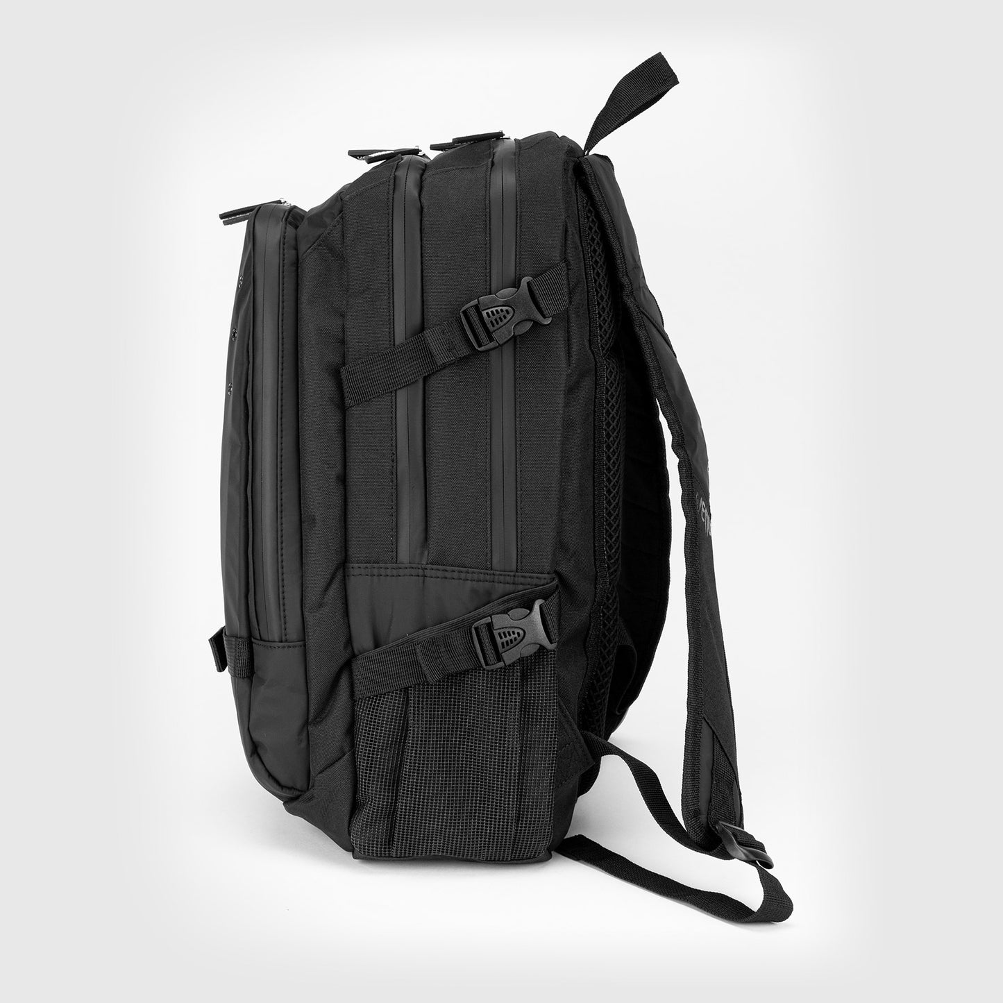 Venum Challenger Pro Evo 背包 (20-25L) – 黑色