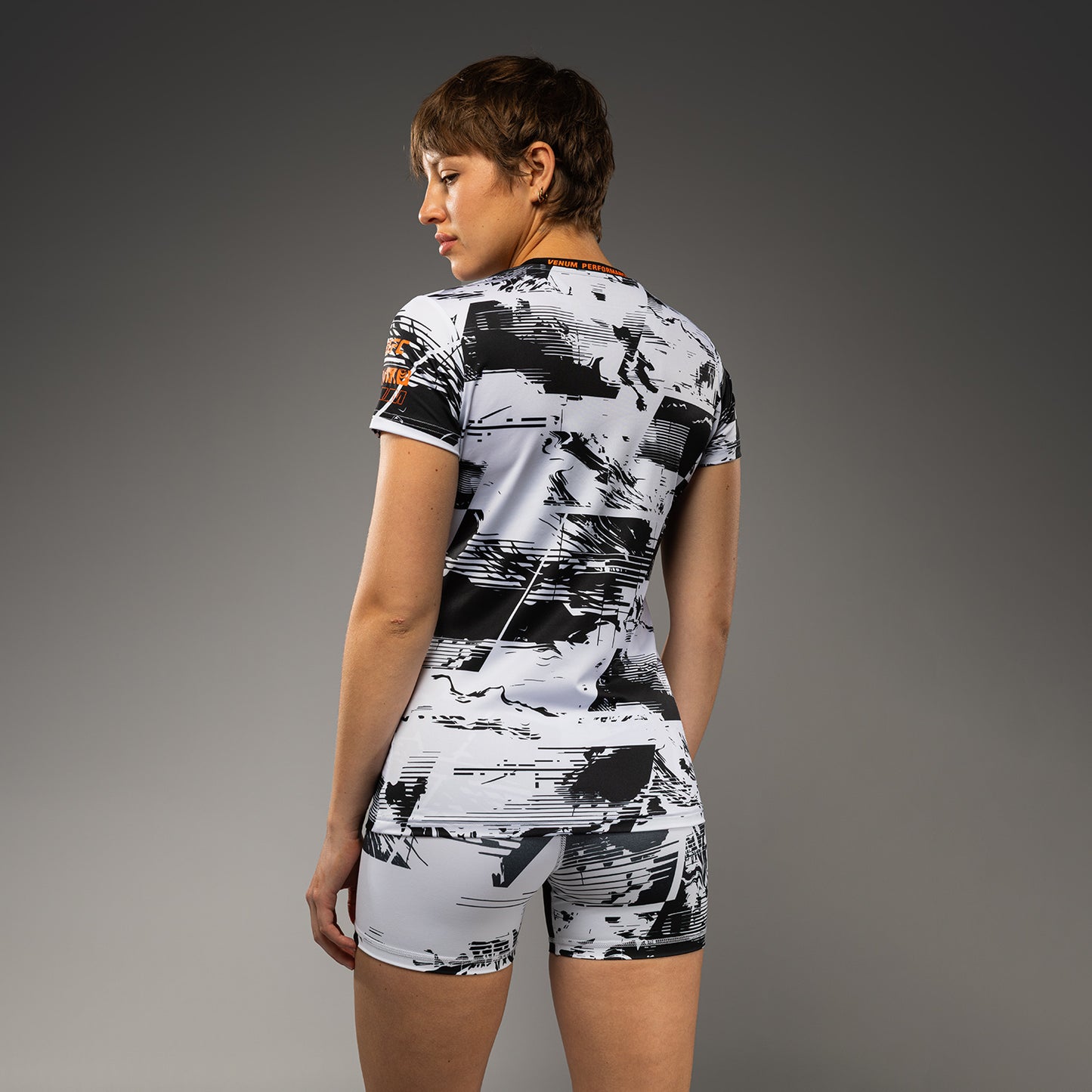 Women’s UFC Zenith by Venum 白色正品Fight Week性能短袖T恤