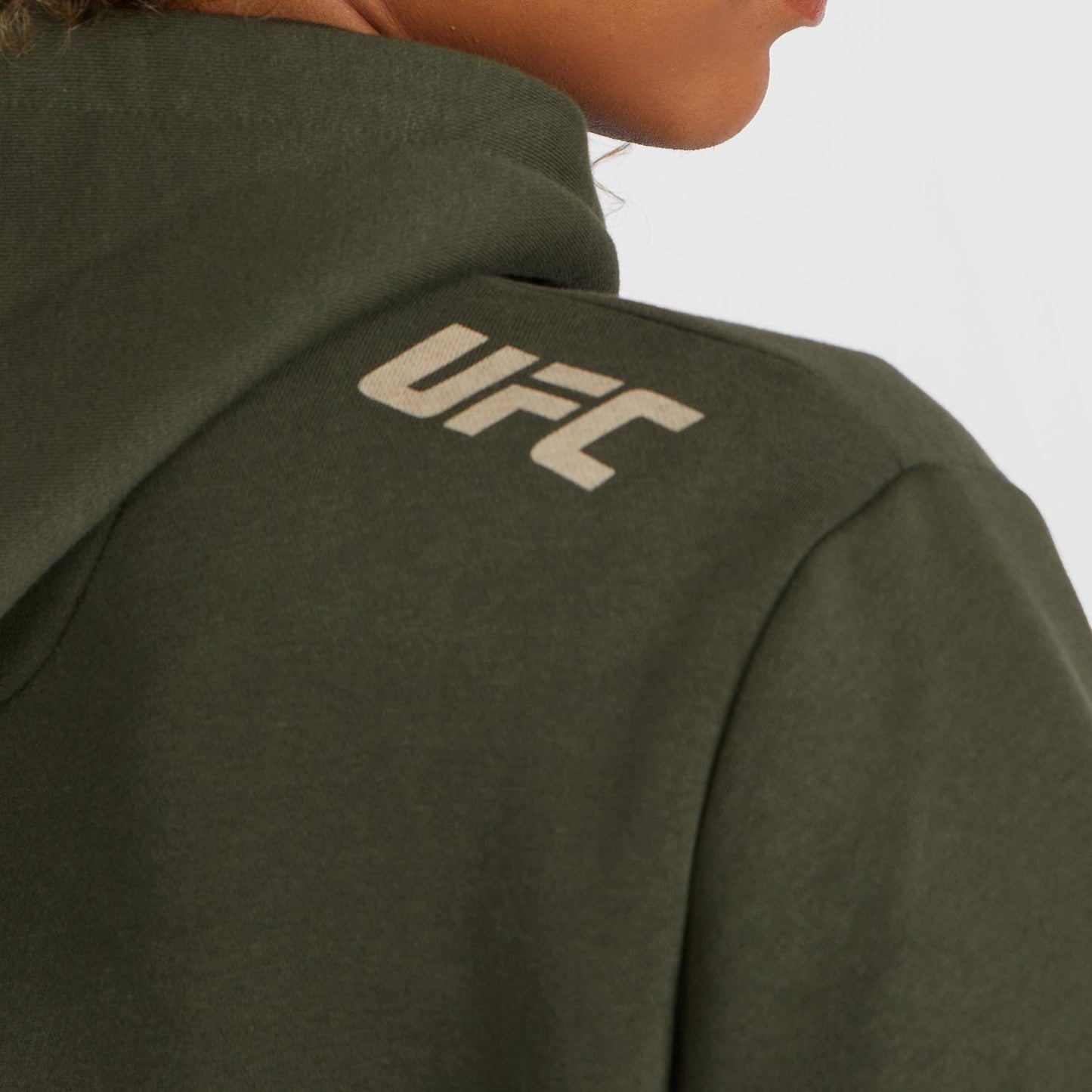 UFC Adrenaline by Venum Fight Week 女士款连帽衫 – 卡其色