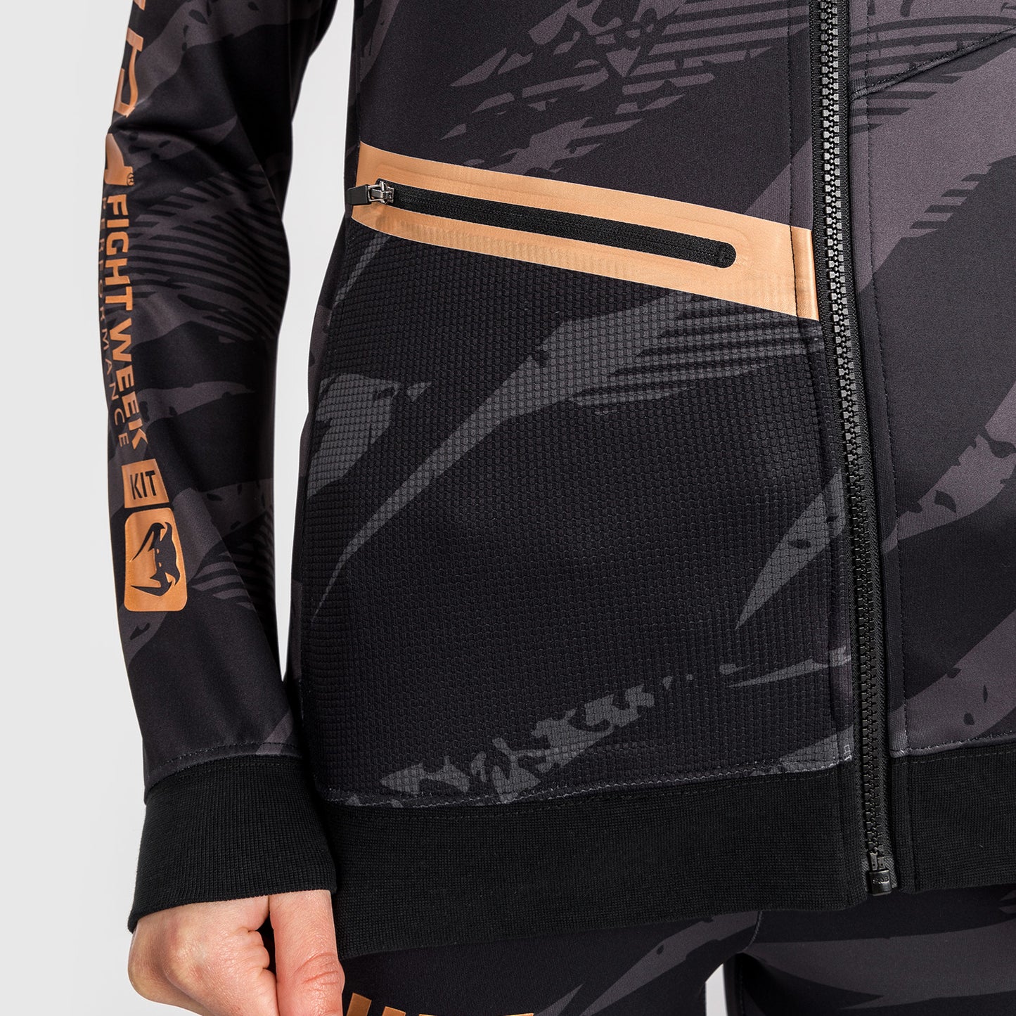 UFC Adrenaline by Venum Fight Week 女士拉链连帽衫 – 城市迷彩