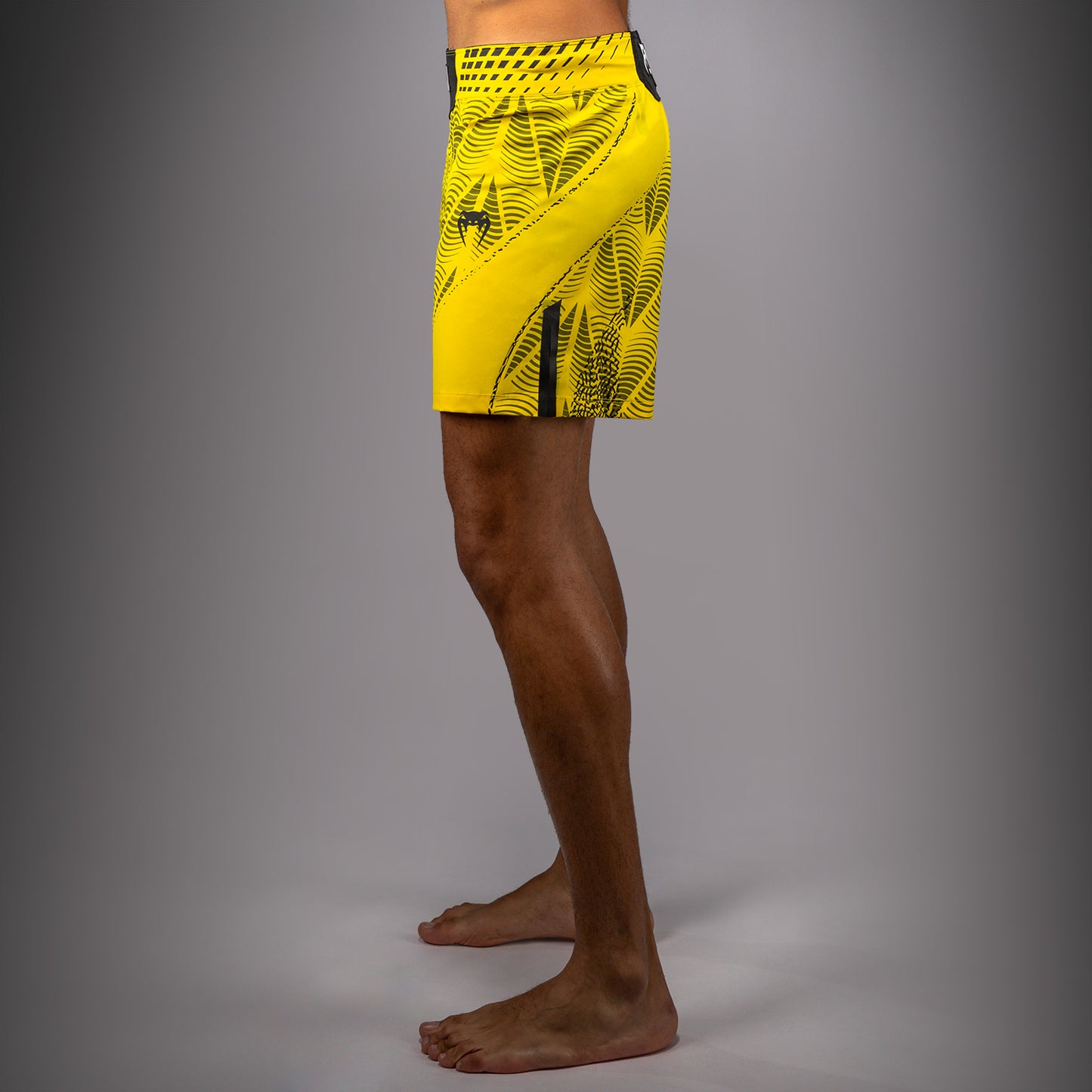 男士UFC Zenith by Venum黄色Authentic格斗短裤Fit格斗短裤
