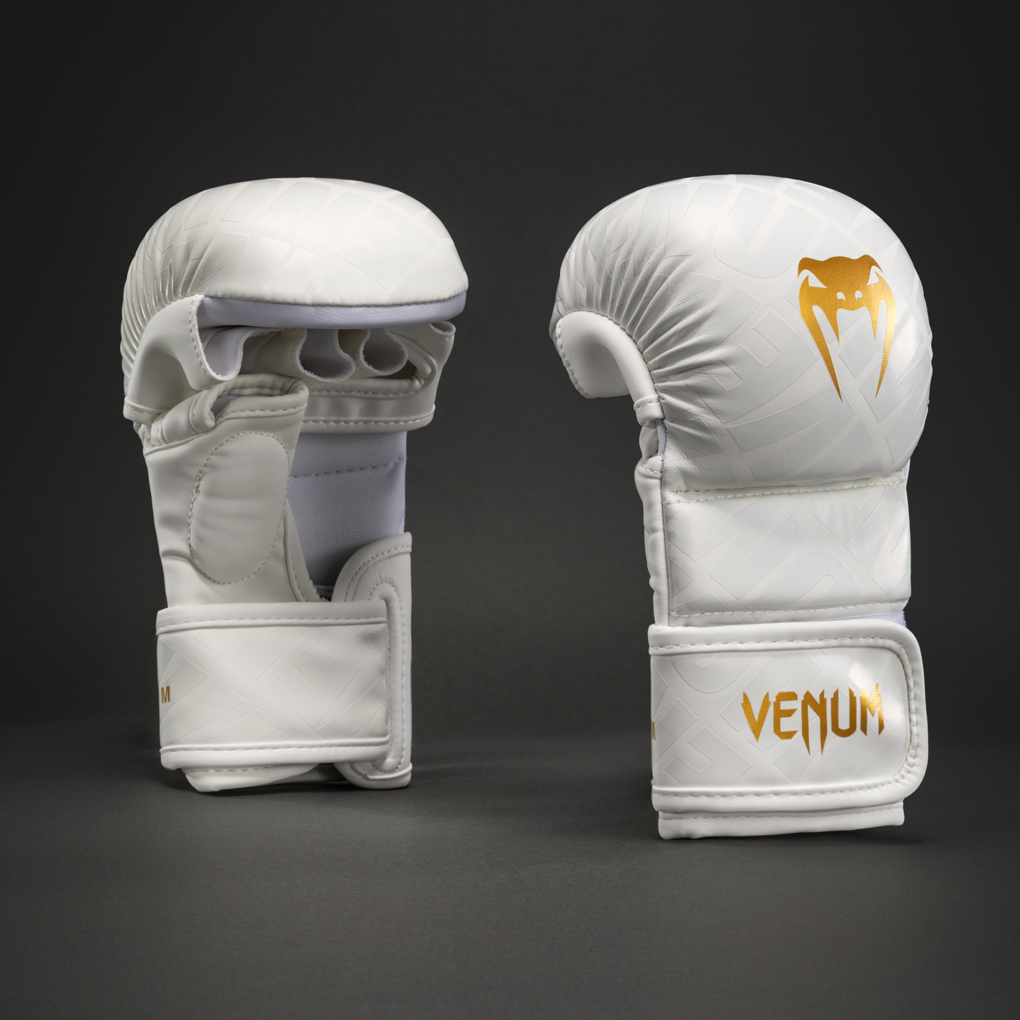 Venum Contender 1.5 XT 3D 陪练手套 - 白色/金色