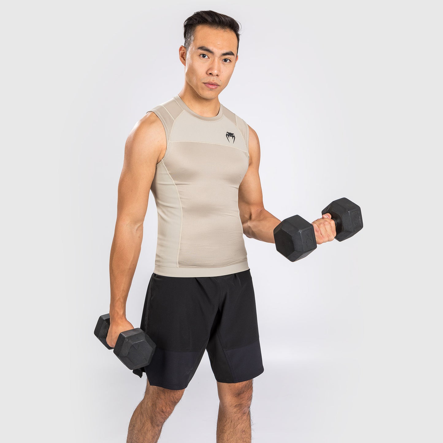 Venum G-Fit Air 紧身防磨衣–无袖–沙色