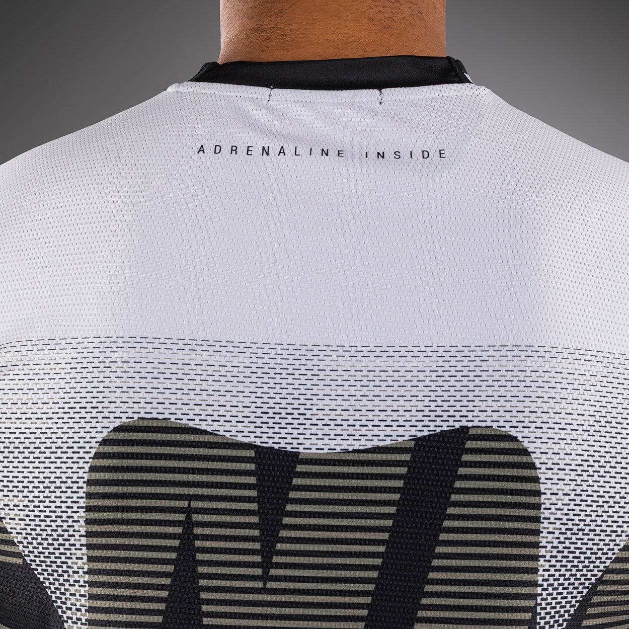 Venum Adrenaline Dry Tech T恤 – 黑色/沙色