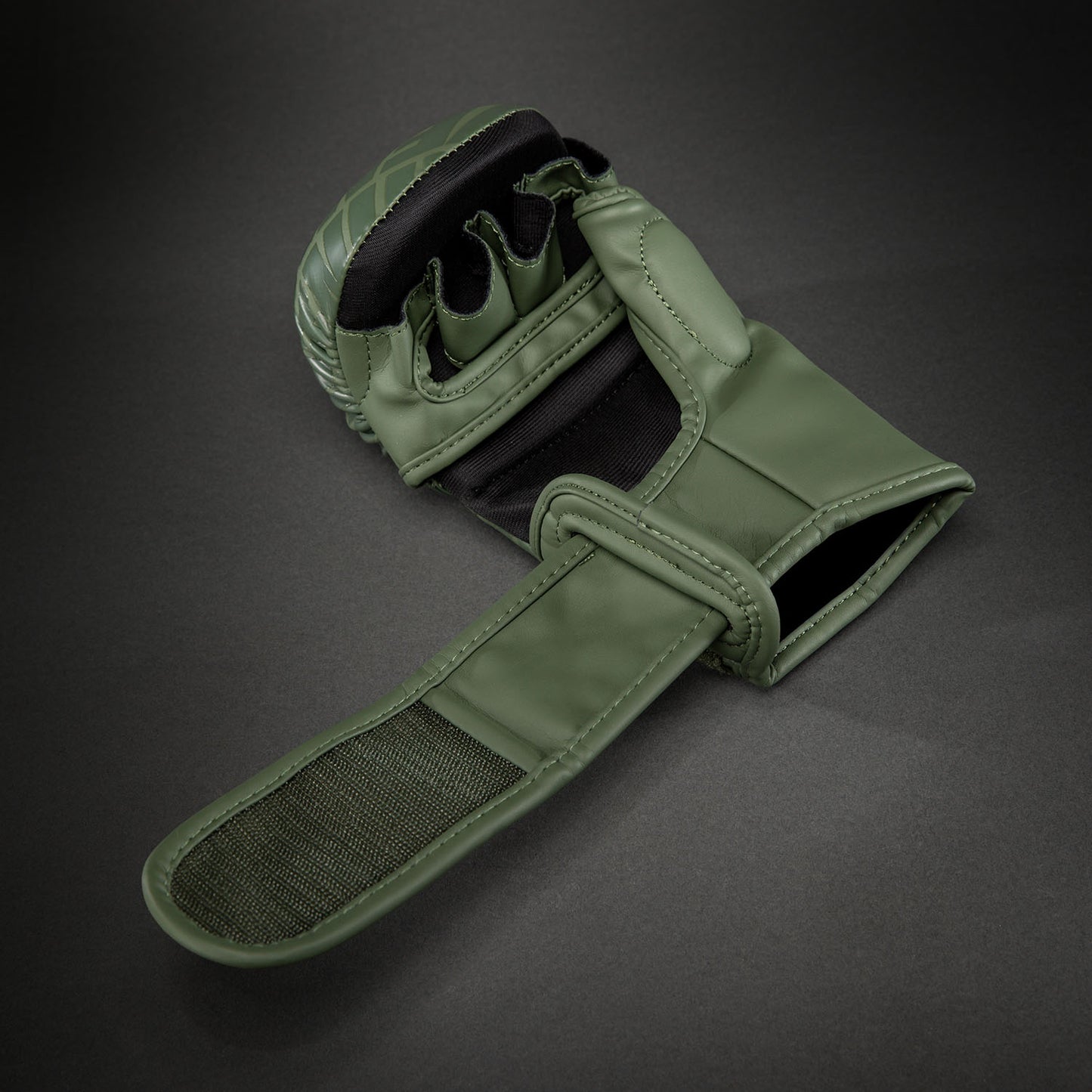 Venum Contender 1.5 XT 3D 实战手套 - 卡其色