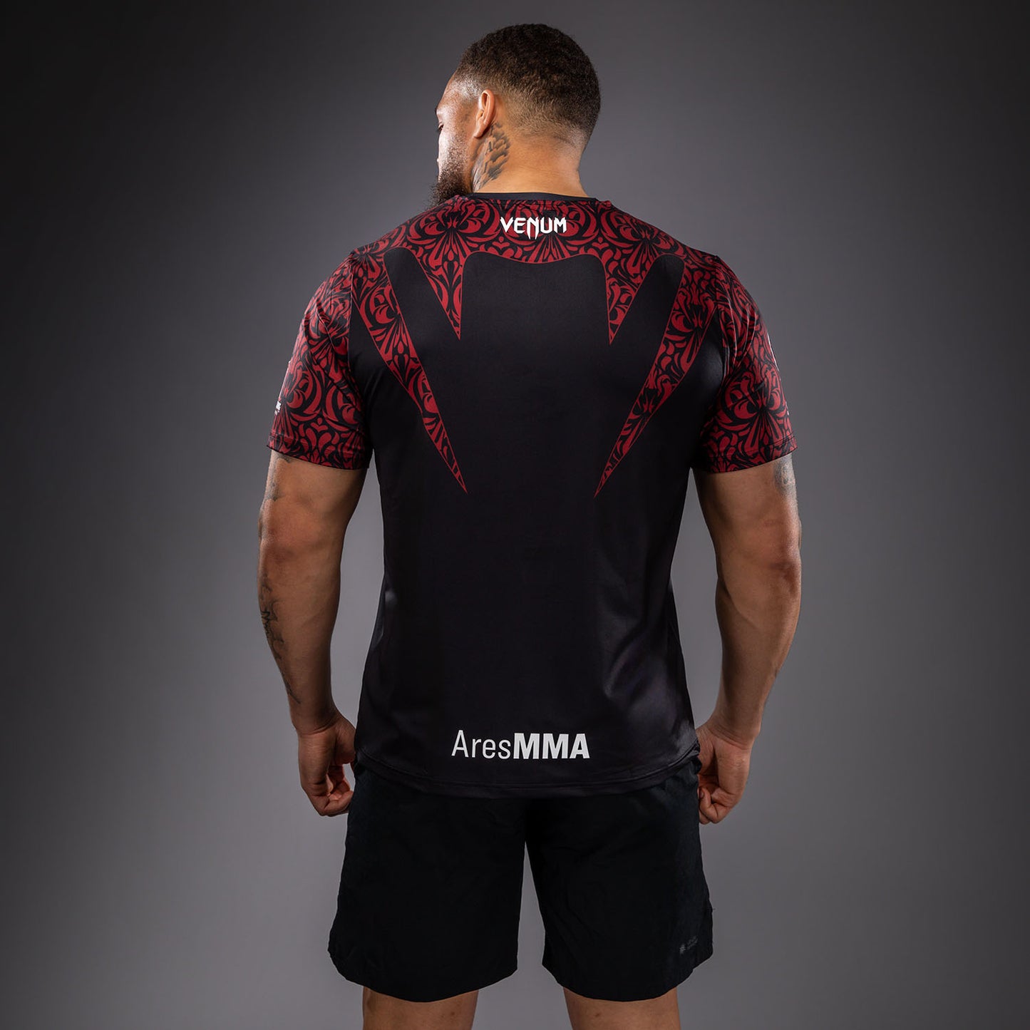Venum Bulgarian Top Team (BTT) Dry-Tech T恤 – 黑色/红色