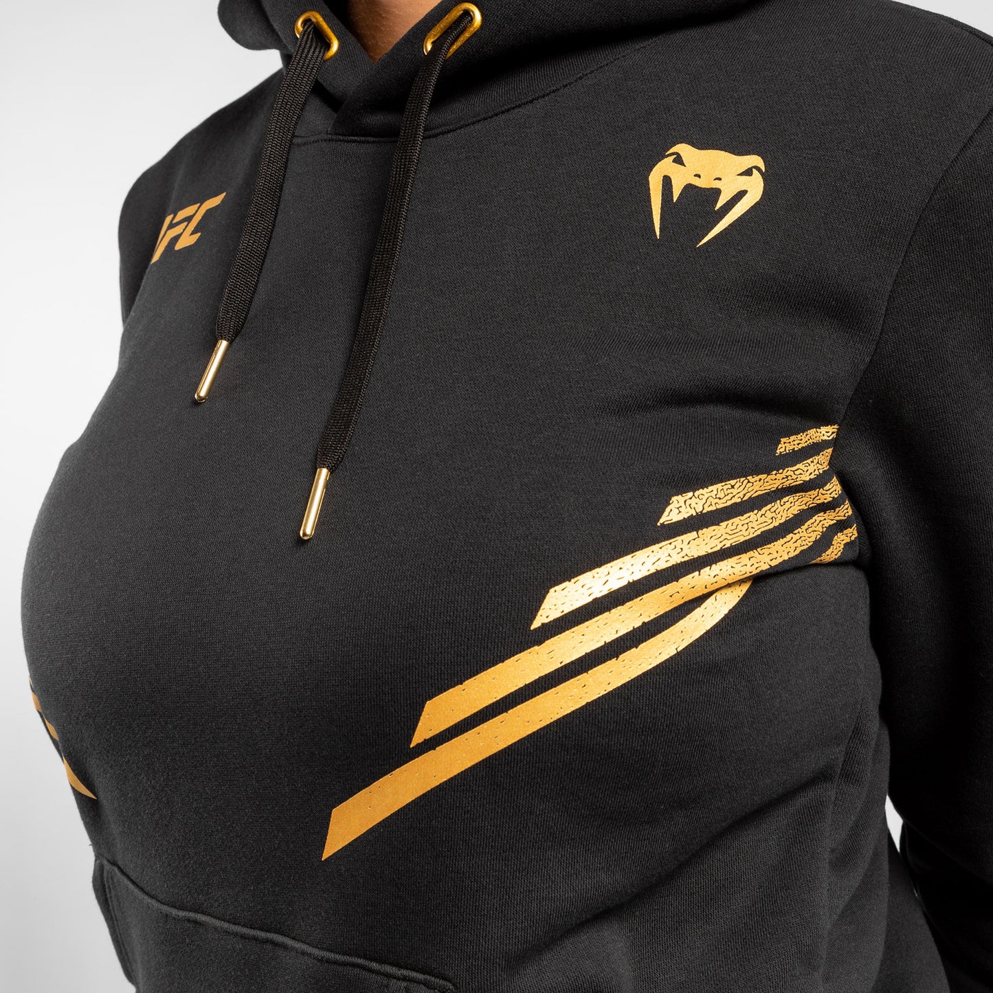 UFC Venum Replica 女士连帽衫–冠军