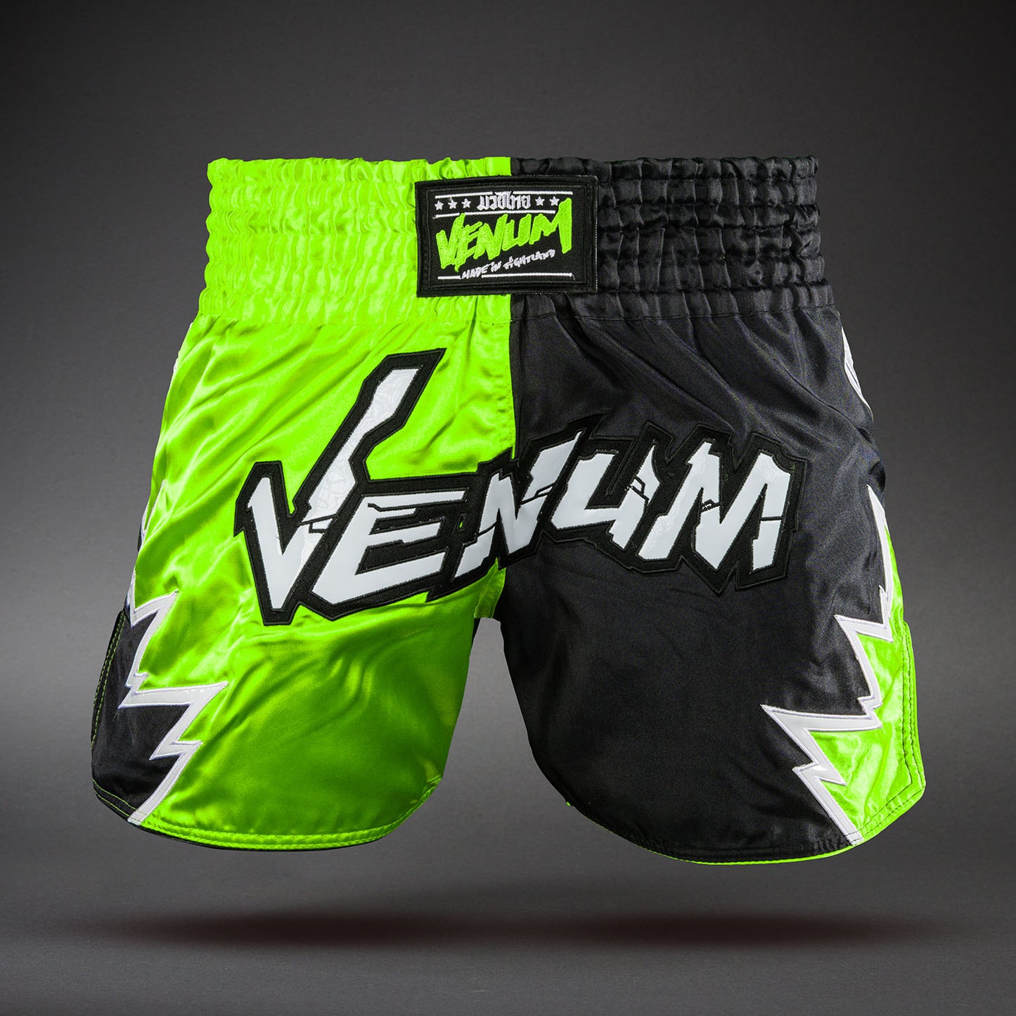 Venum Inferno 2.0 泰拳短裤 – 绿色/黑色