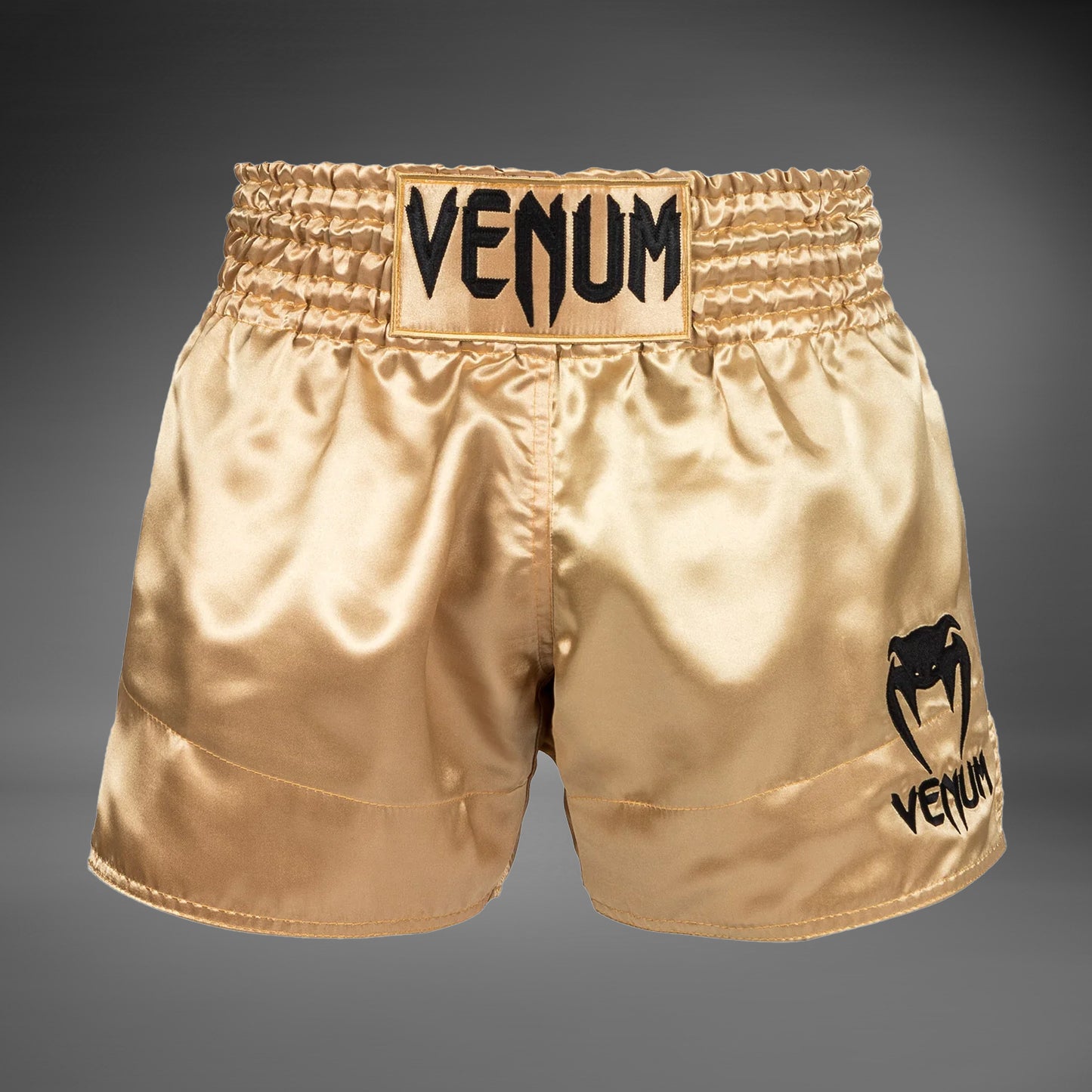 Venum Classic 泰拳短裤 – 金色/黑色