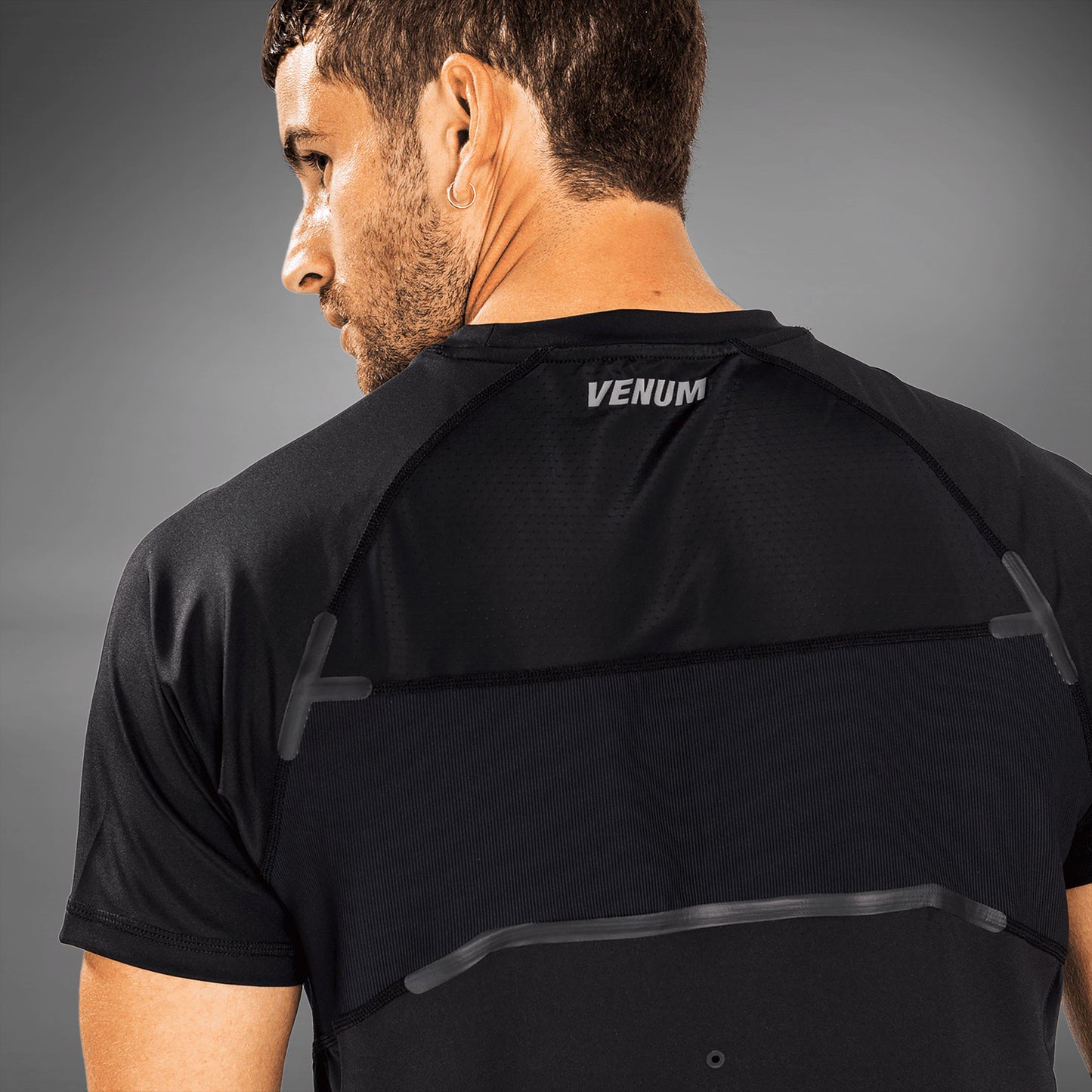 Venum G-Fit Air Dry Tech T恤–黑色