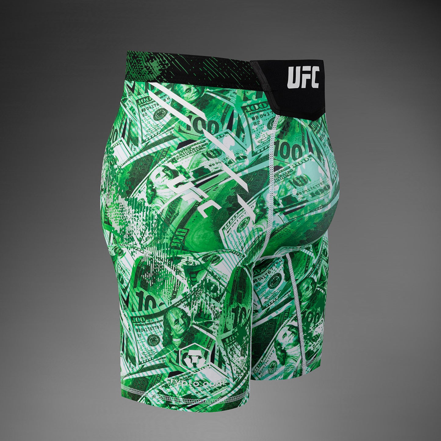 UFC Unrivaled by Venum Conor McGregor 男款 Vale Tudo 短裤 – 绿色