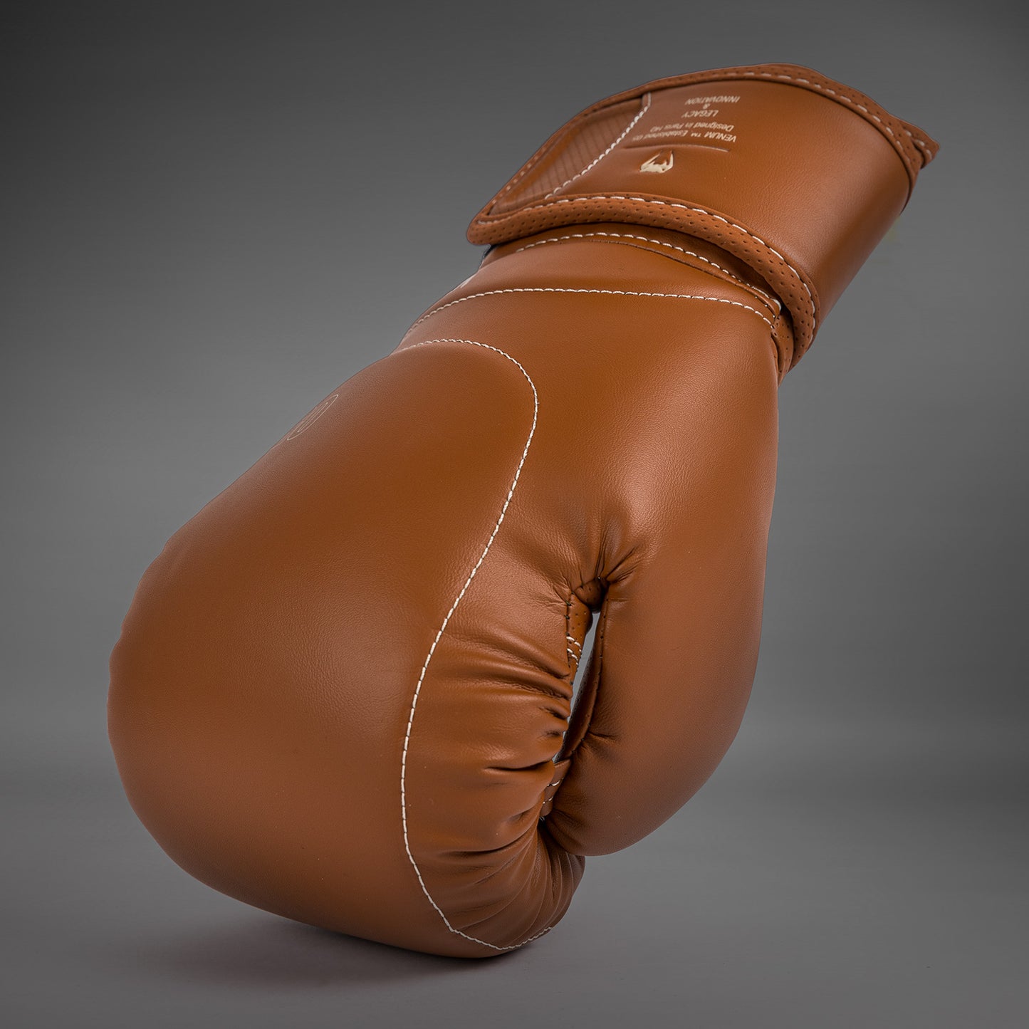 Venum Impact Evo 拳击手套 – 哈瓦那色