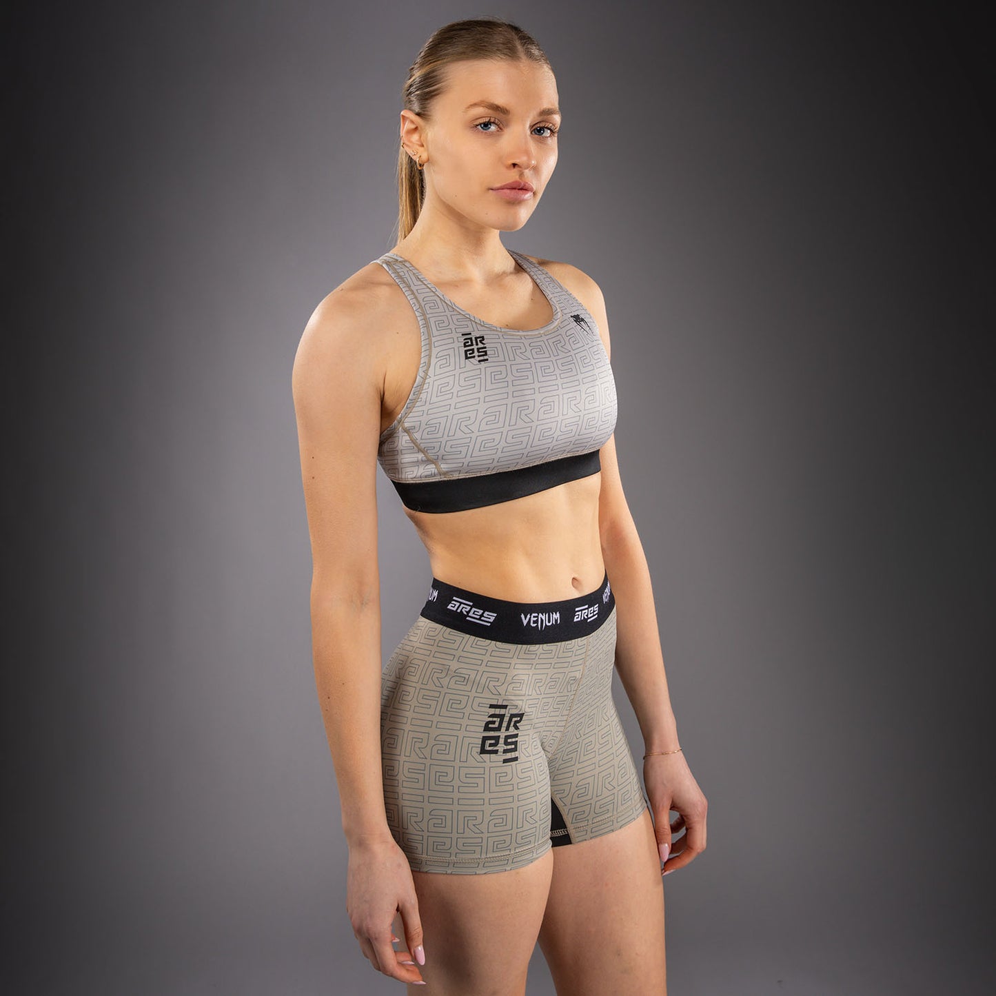Venum x Ares 2.0 女士运动内衣 – 沙色