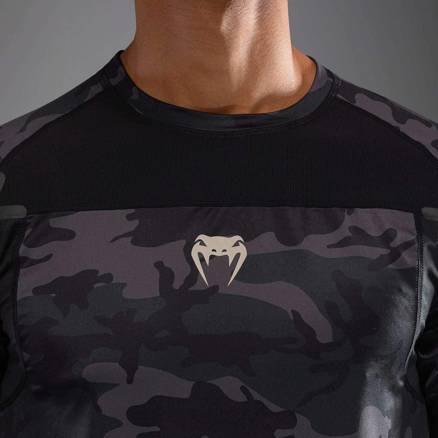 Venum G-Fit Air 男士 Dry-Tech T恤 – 城市数字迷彩