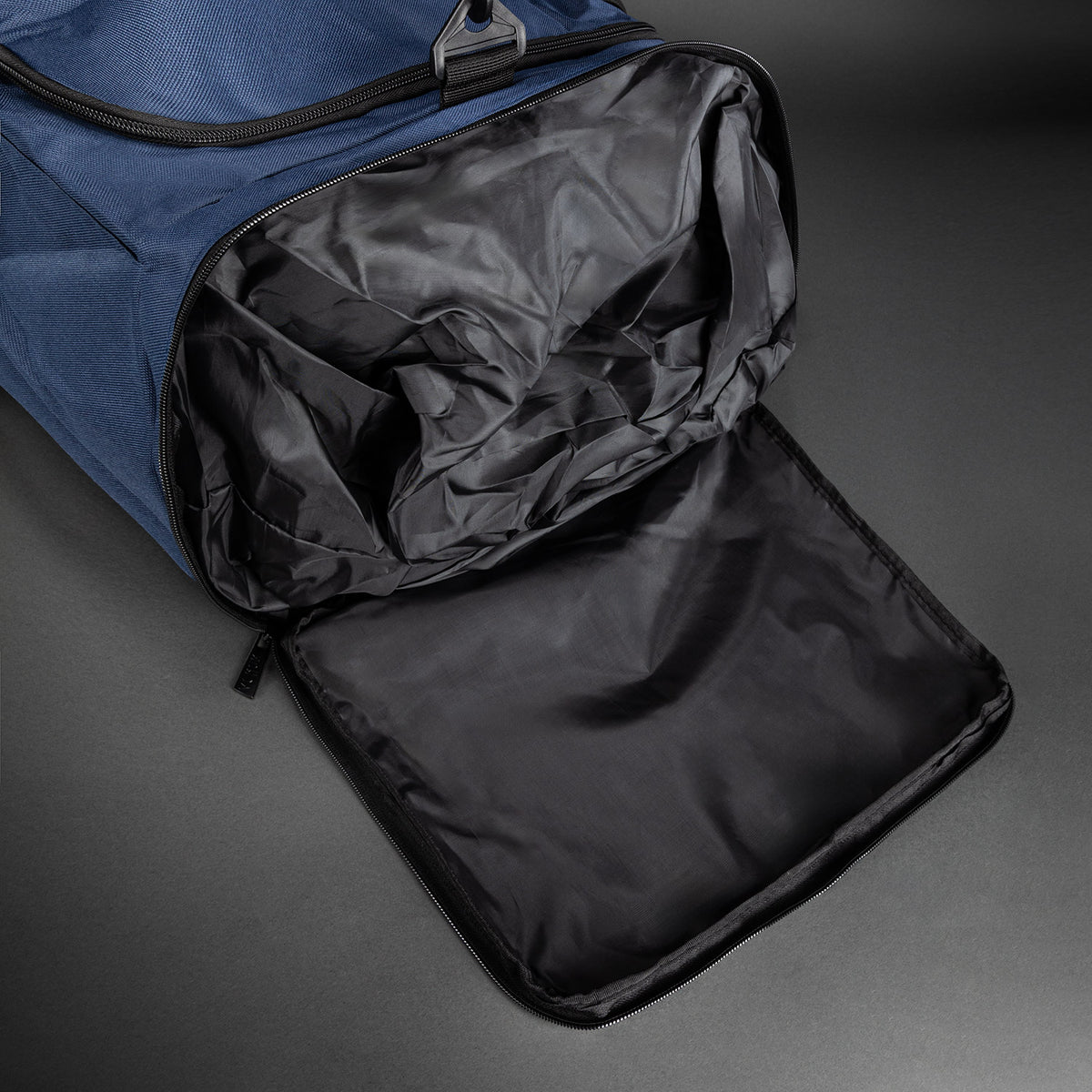 Venum Essential 运动包（37L）- 海军蓝