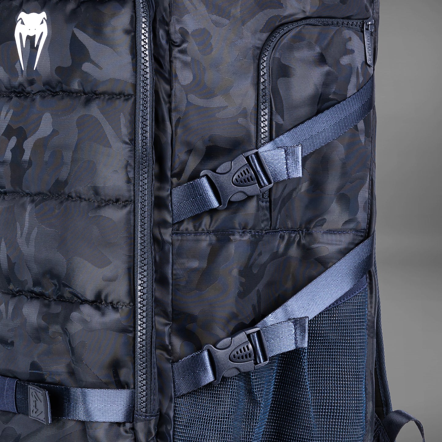 Venum Challenger Xtrem 背包 (50-63L) – 迷彩色/蓝色