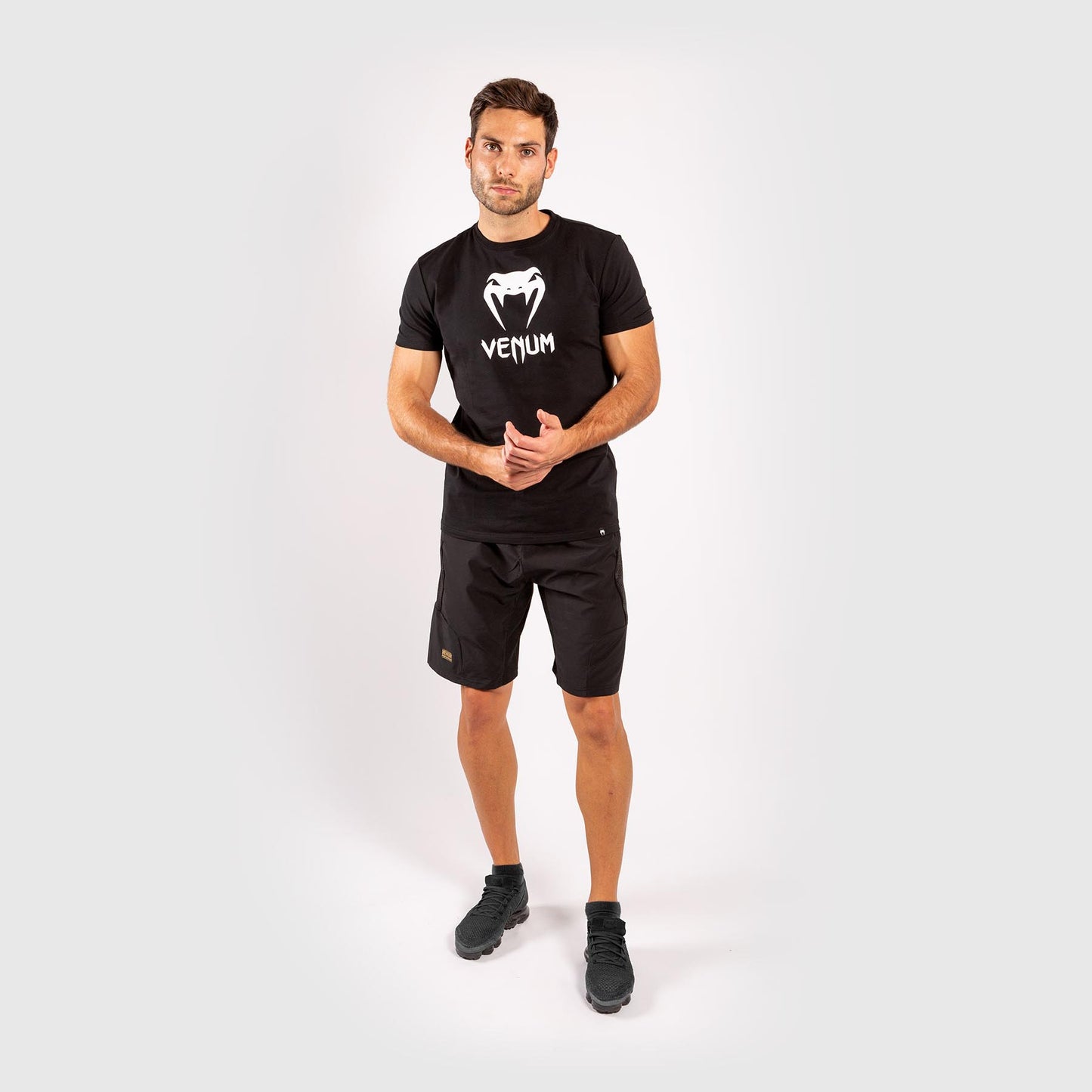 Venum Classic T恤–黑色