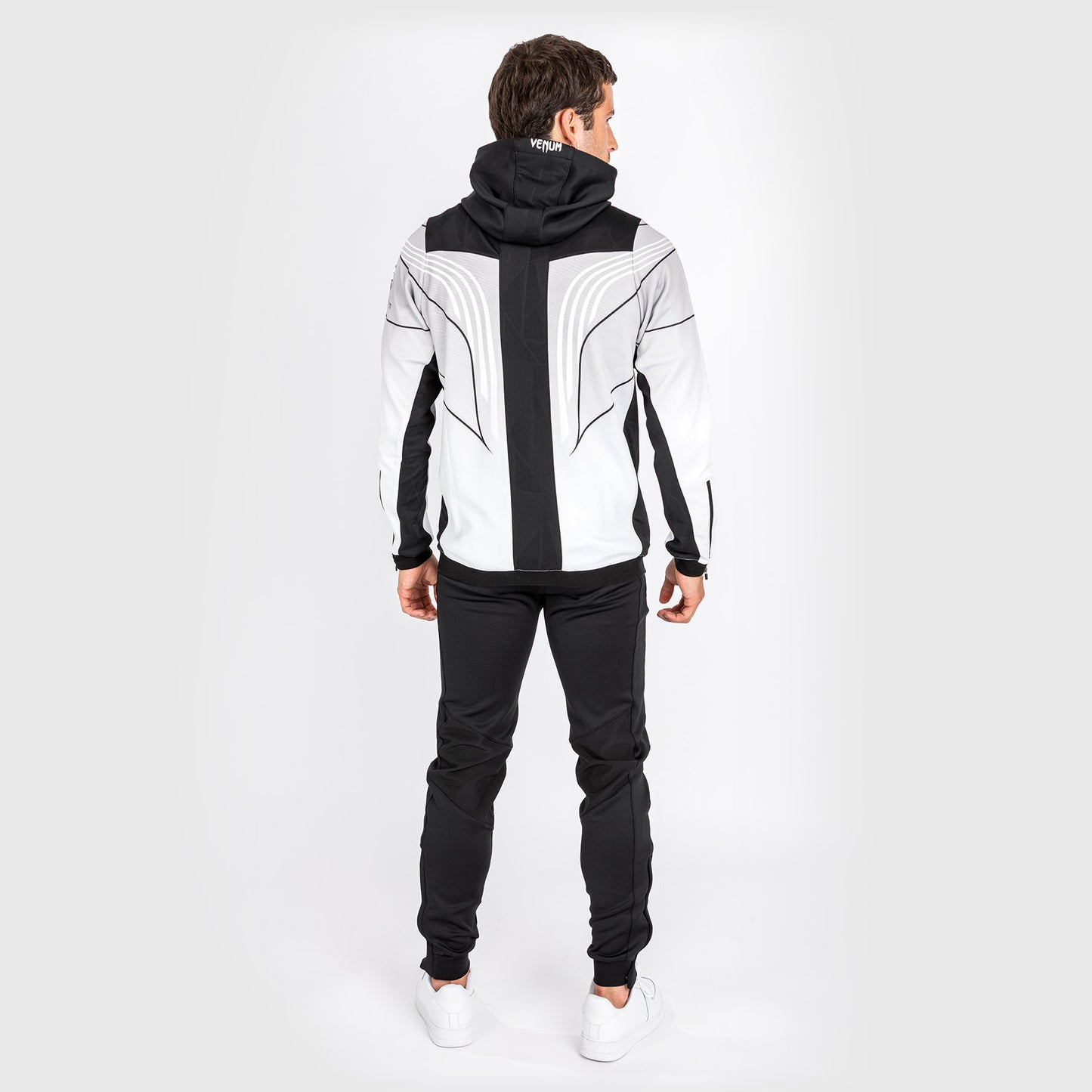 UFC Venum Authentic Fight Night 2.0 Kit by Venum 男士款连帽衫 – 白色