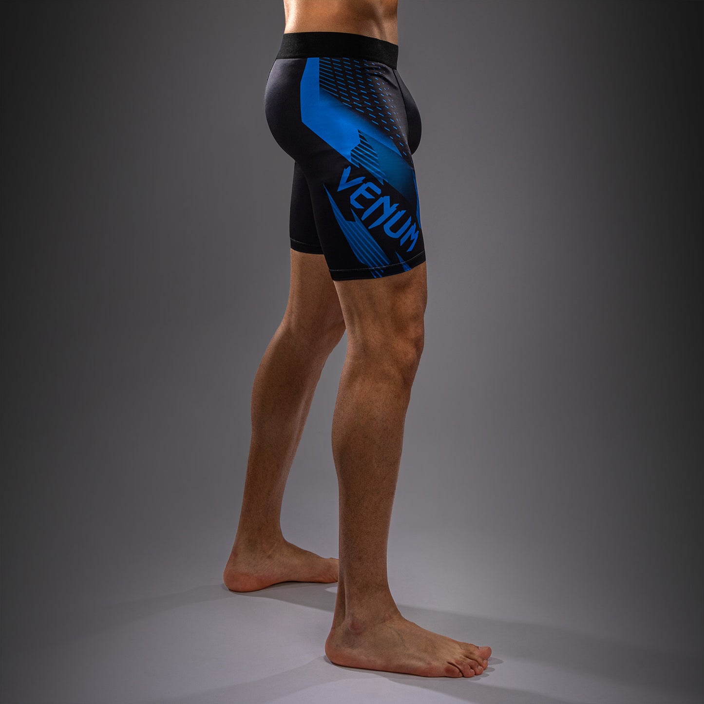 NO-GI 6.0 综合格斗短裤 – 黑色/蓝色