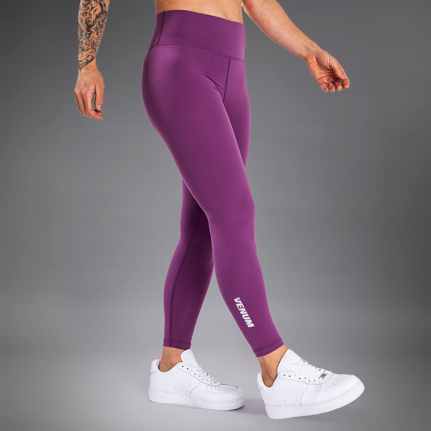 Venum Essential Lifestyle 紧身裤 – 暮光兰/磨砂银