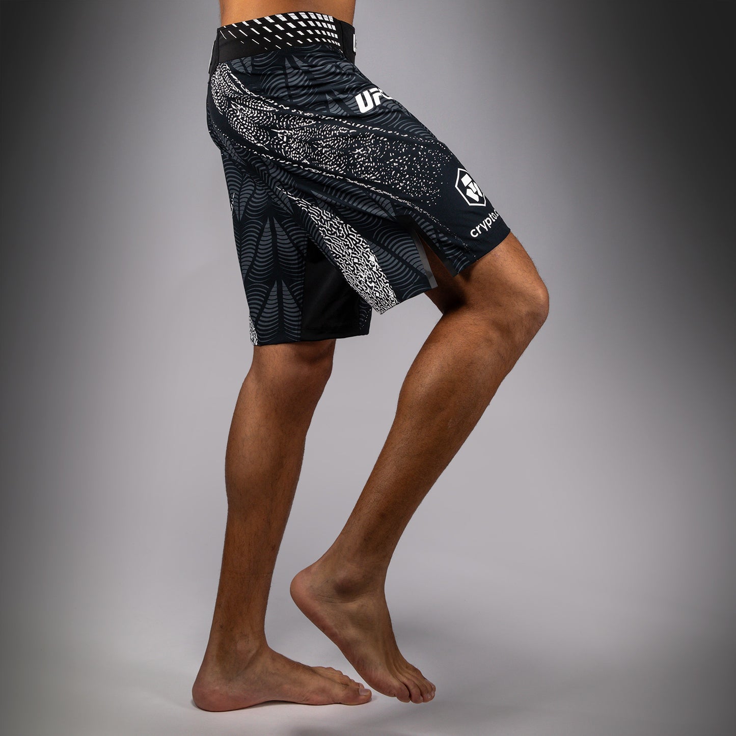 男士Venum UFC Zenith 黑色正品Fight Night长款格斗短裤