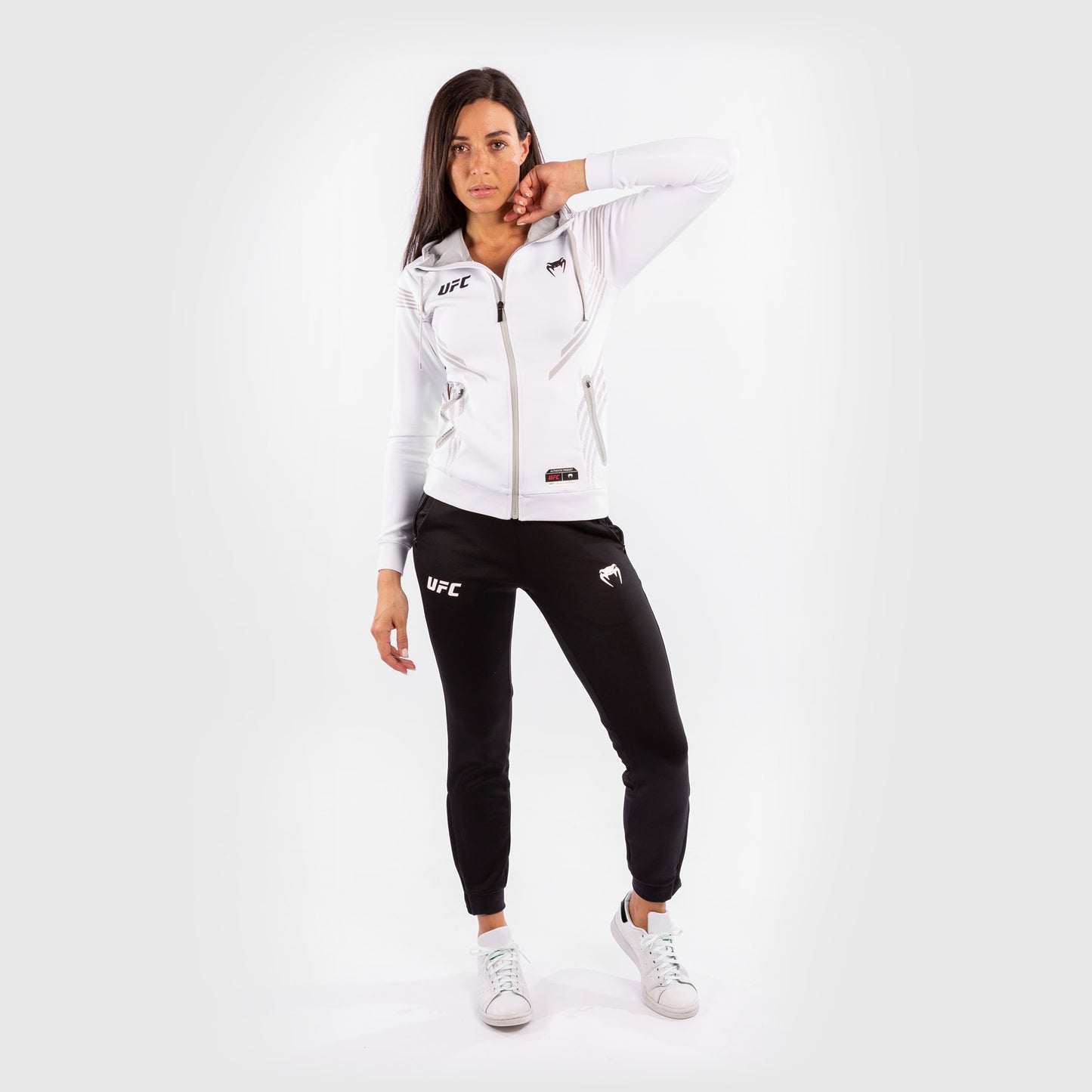 UFC Venum Authentic Fight Night 女士款连帽衫 – 白色