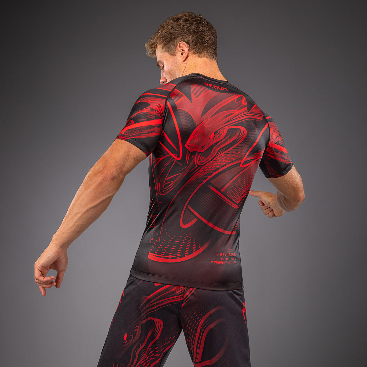 Venum Crimson Viper 2.0 短袖防磨衣 - 黑色/红色