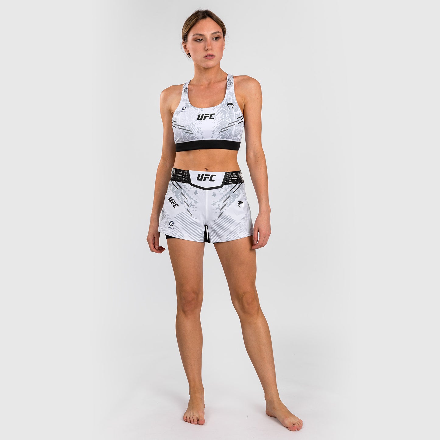 UFC Adrenaline by Venum Authentic Fight Night 女士格斗短裤 – 白色