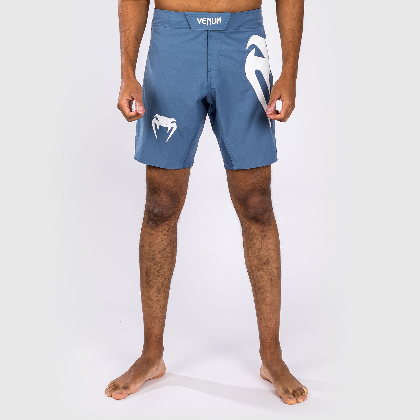 Venum Light 5.0 格斗短裤 – 蓝色/白色