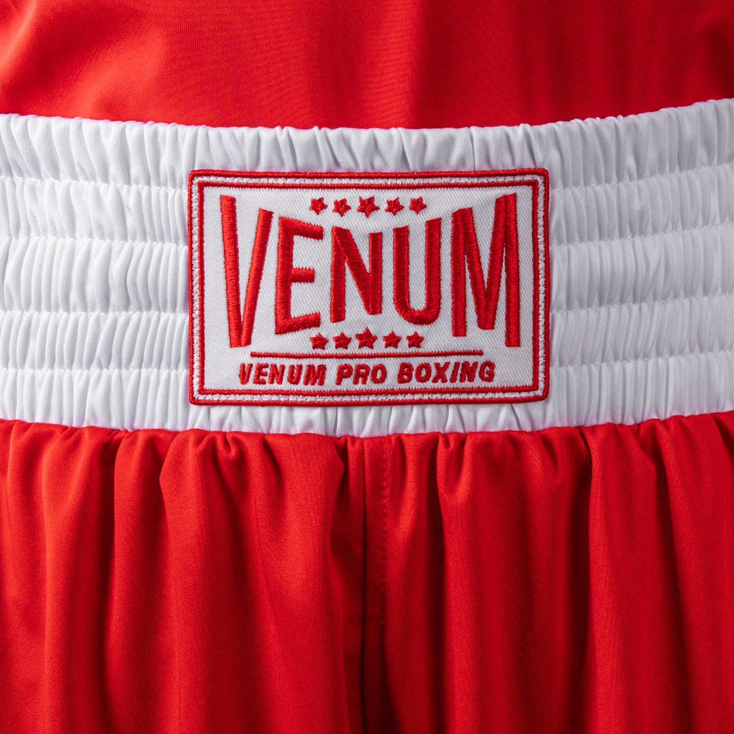 Venum Classic 儿童拳击短裤 – 火红色