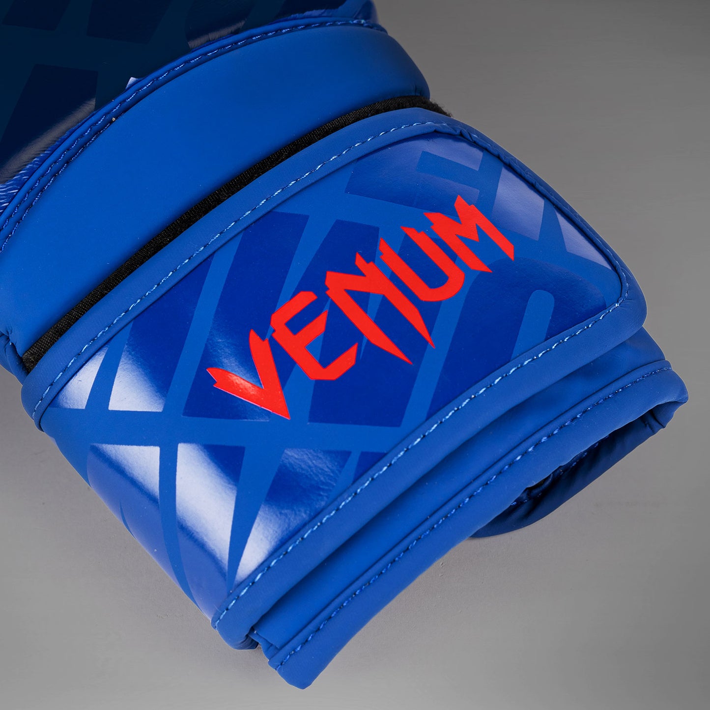 Venum Contender 1.5 XT 拳击手套 – 皇室蓝