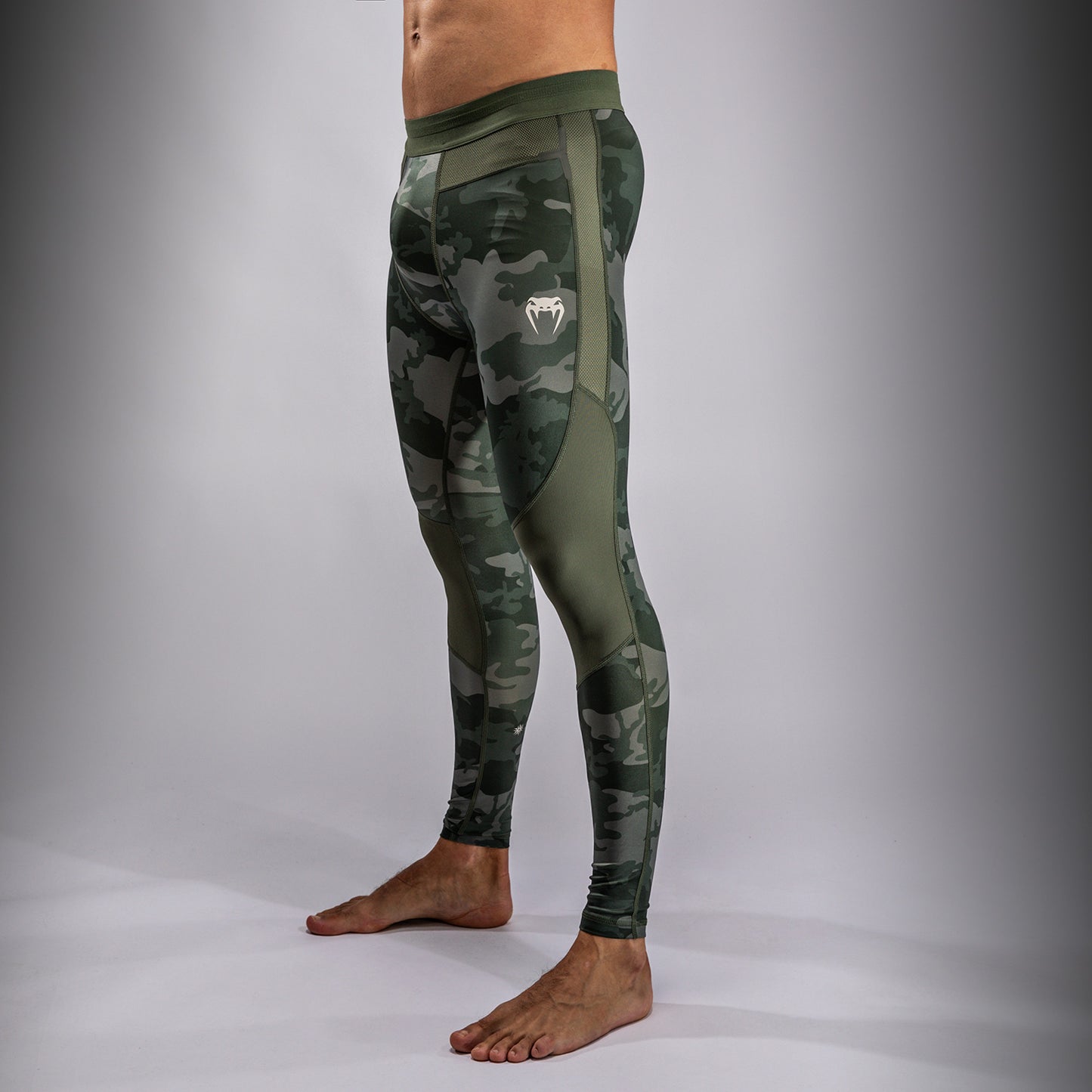 Venum G-Fit Air 男士紧身裤 – 军绿色迷彩