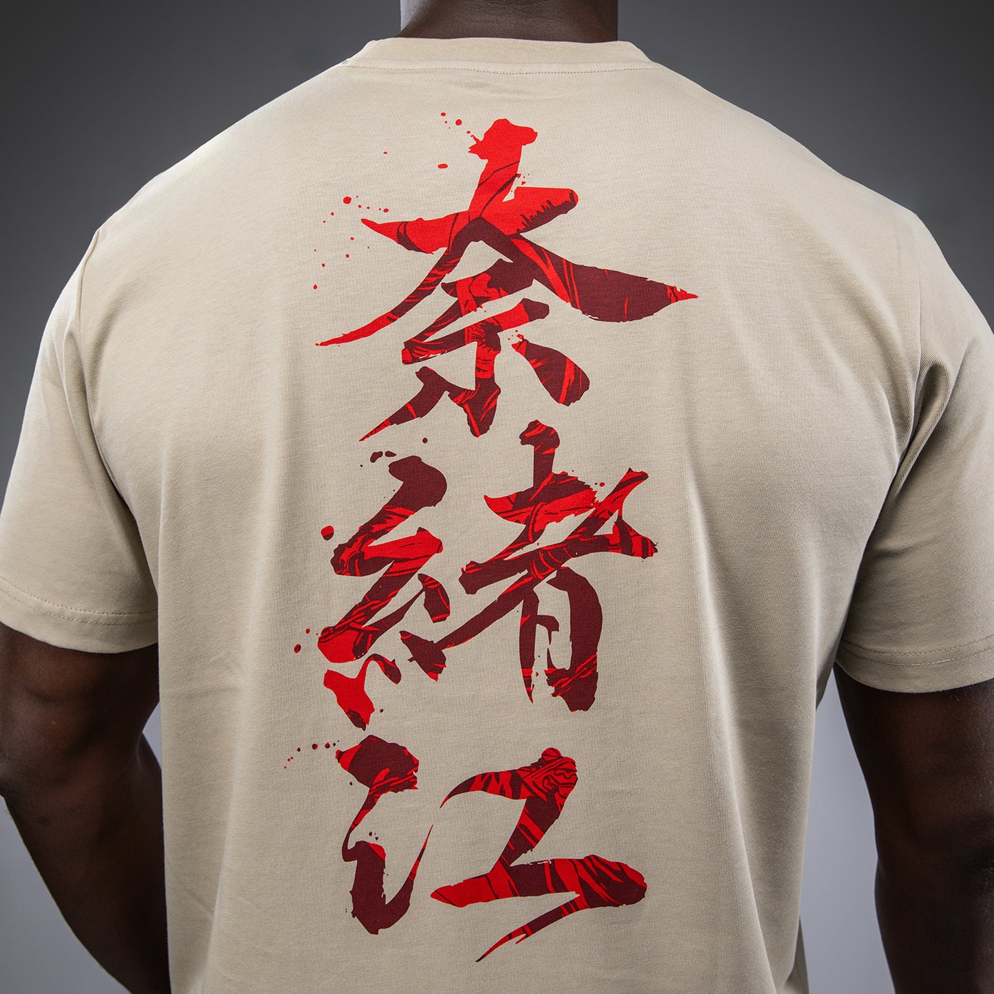 Venum x Assassin’s Creed Shadows T恤 – 沙色