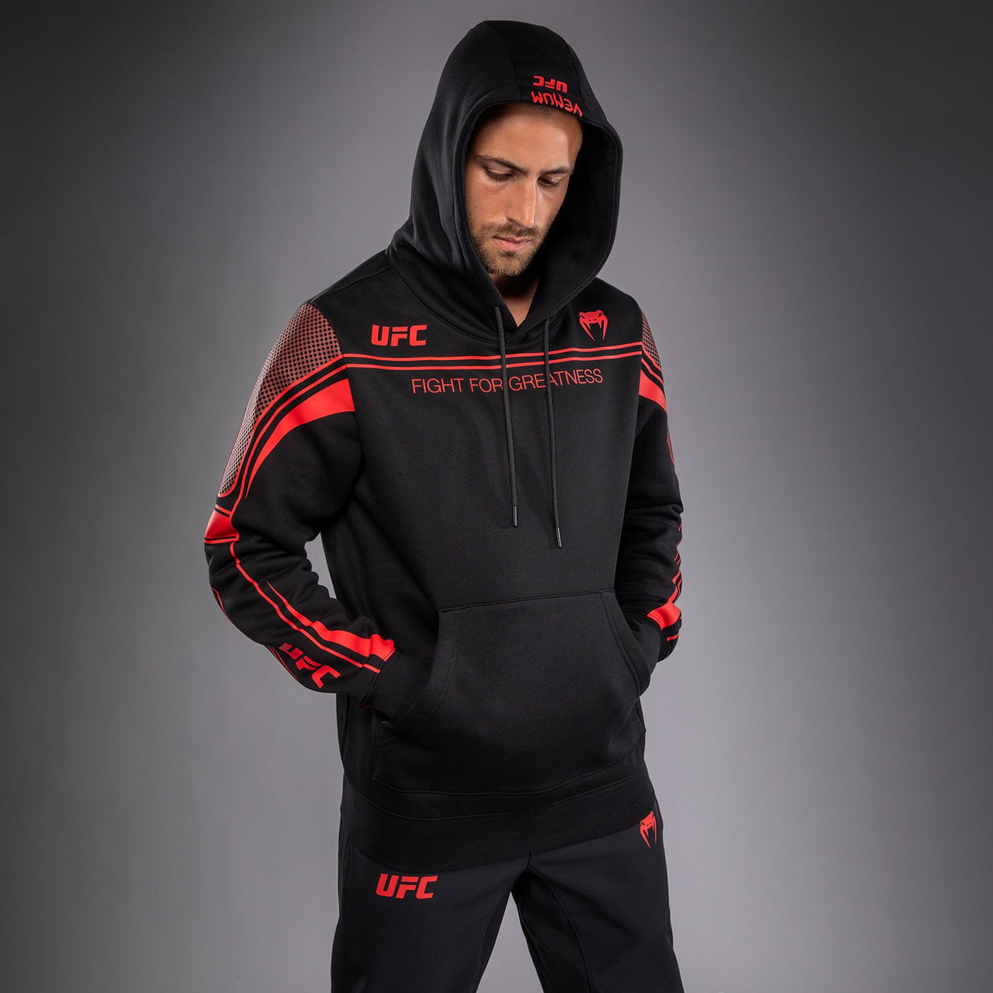 Venum UFC Unity by Venum Authentic Fight Week 男子套头连帽衫 - 黑色