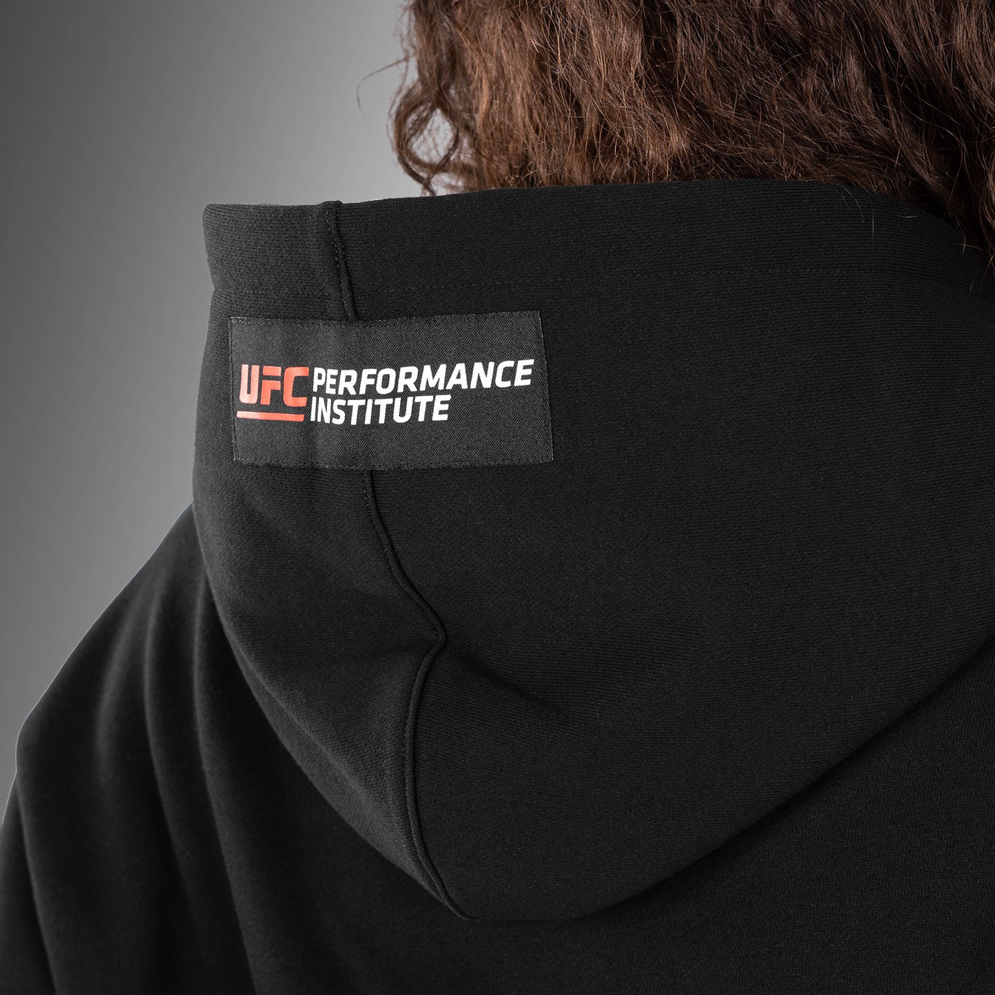 UFC Venum performance institute 2.0 连帽衫 – 黑色/红色