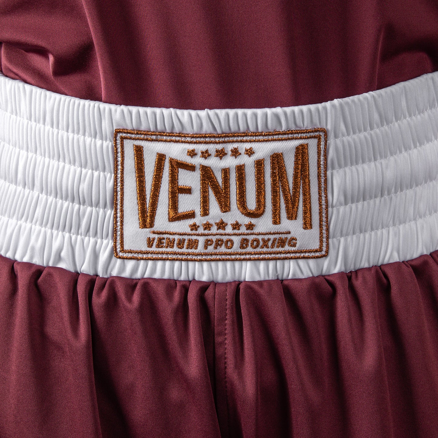 Venum Classic 儿童拳击短裤 – 酒红色