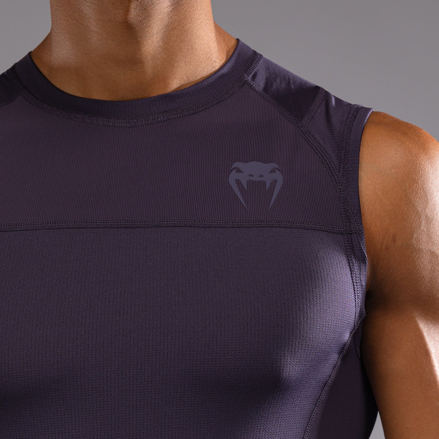 Venum G-Fit Air 男士无袖紧身防磨衣 – 深紫色